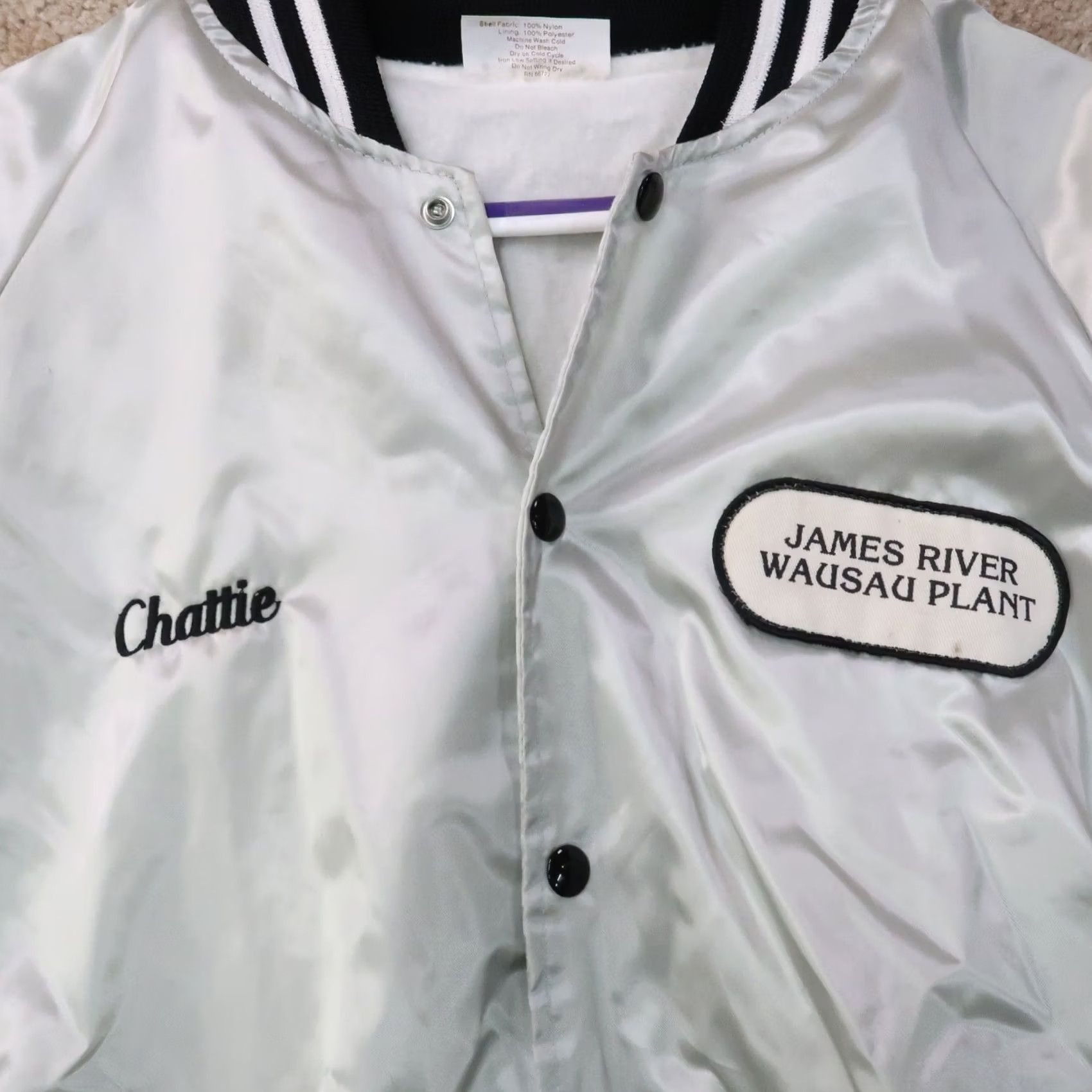 Vintage VINTAGE Auburn Satin Bomber Jacket Women L Silver Logo Zip Snap Full Zip Short Coat Size L / US 10 / IT 46 - 4 Thumbnail