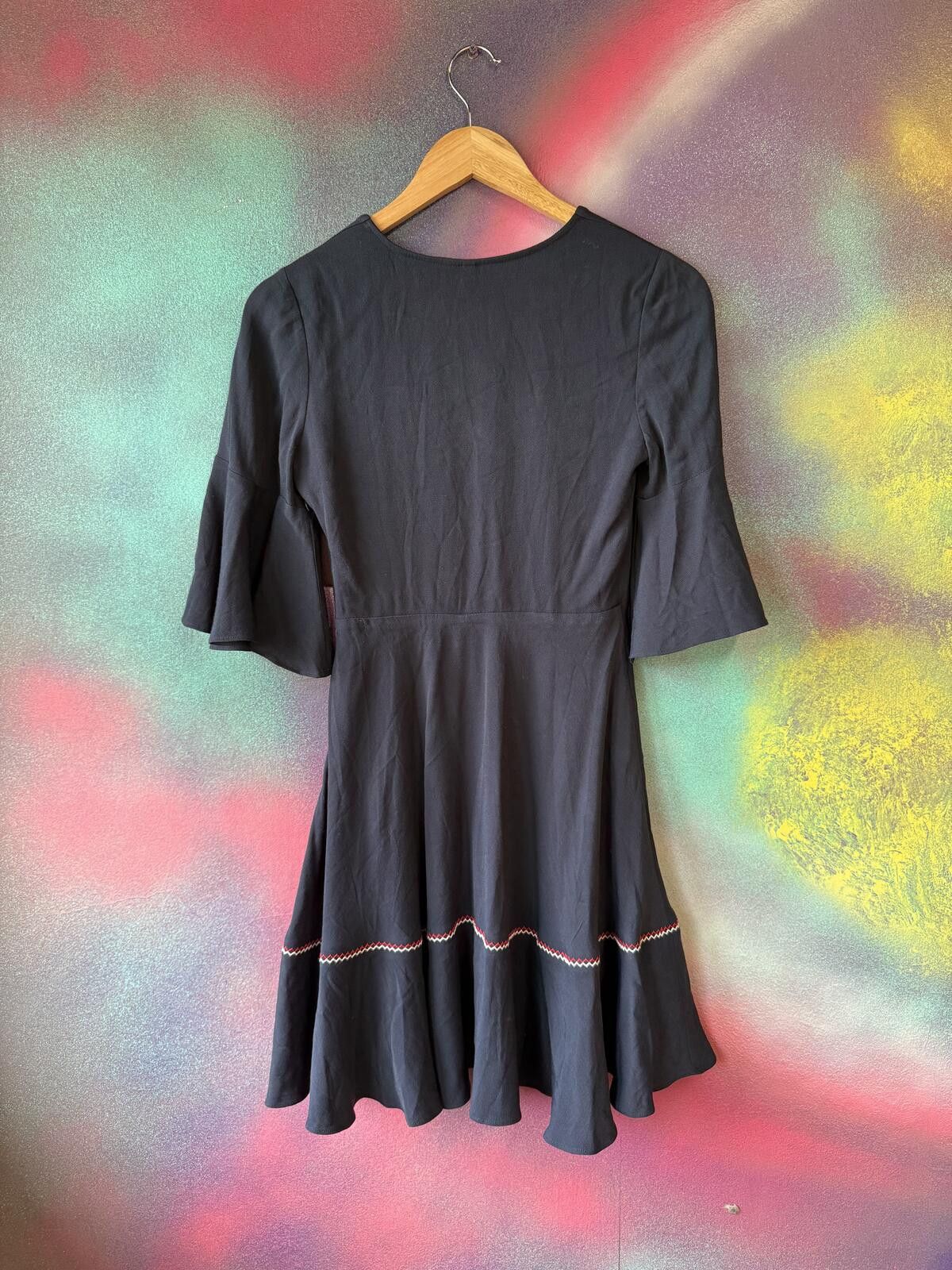 Other Tommy Hilfiger black scalloped dress size 2 uk size 10 Size M / US 6-8 / IT 42-44 - 4 Thumbnail