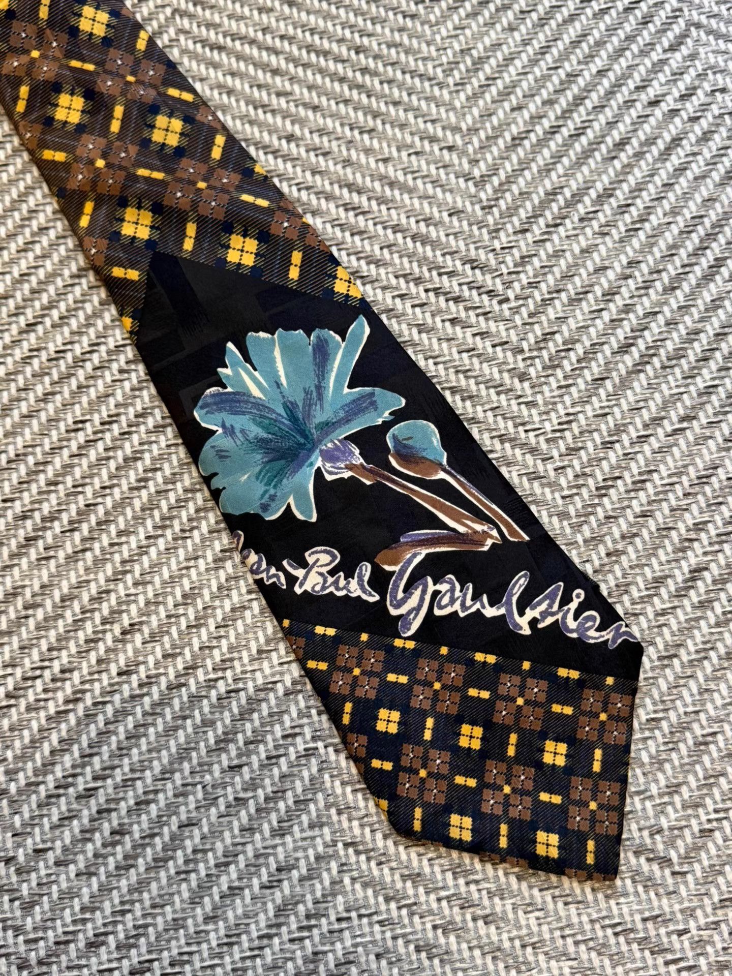 Jean Paul Gaultier Jean Paul Gaultier Patchwork Floral & Signature Tie K24 Size ONE SIZE - 1 Thumbnail