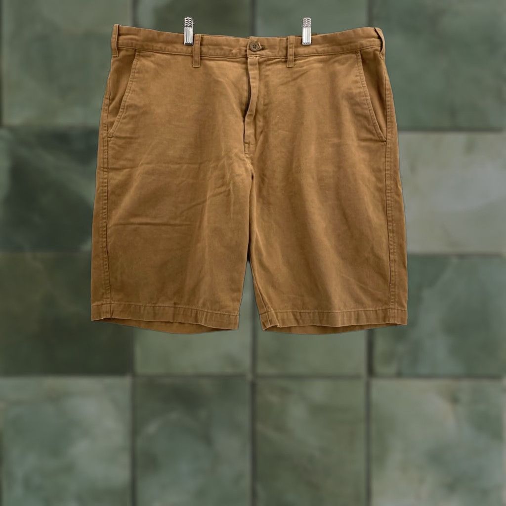 Eddie Bauer Eddie Bauer Chino Shorts Mens 40 Brown Canvas Flat Front Outdoor Casual Size US 40 / EU 56 - 1 Thumbnail