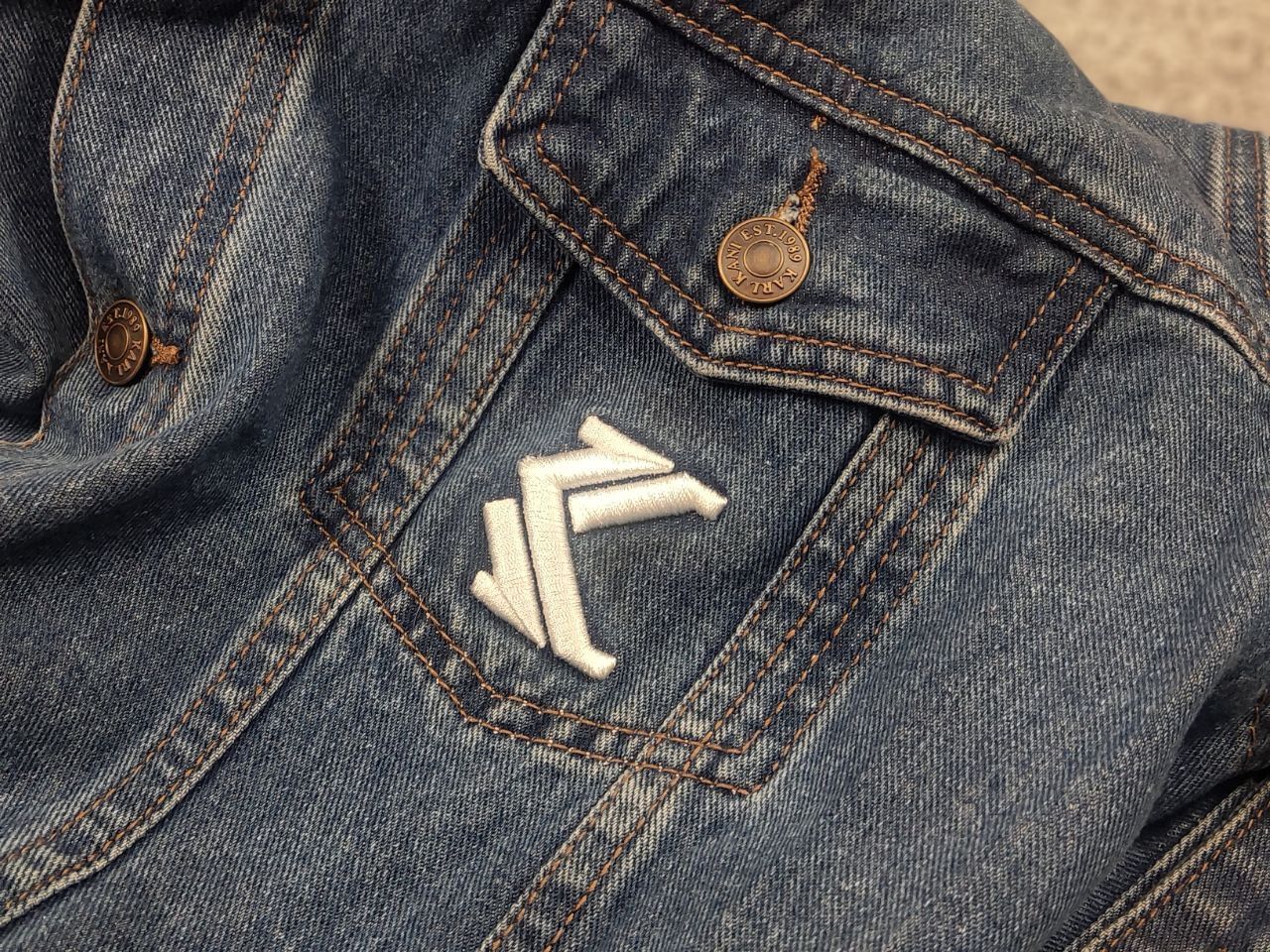 Karl Kani Karl Kani Vintage Logo BLue Button denim Jacket Y2K Style Size US M / EU 48-50 / 2 - 14 Thumbnail