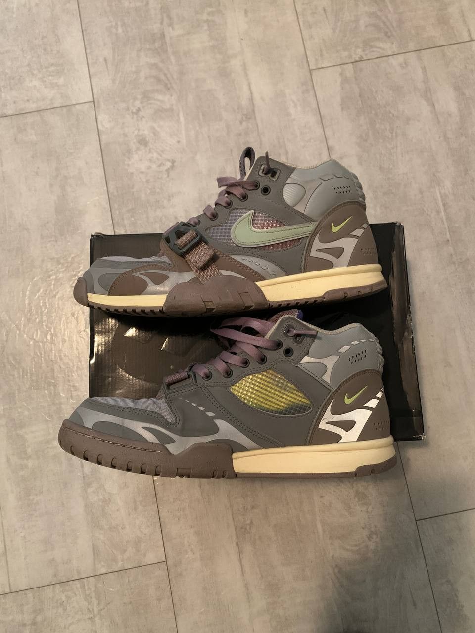 Nike Nike Air Trainer 1 Honeydew color Size US 10.5 / EU 43-44 - 2 Thumbnail