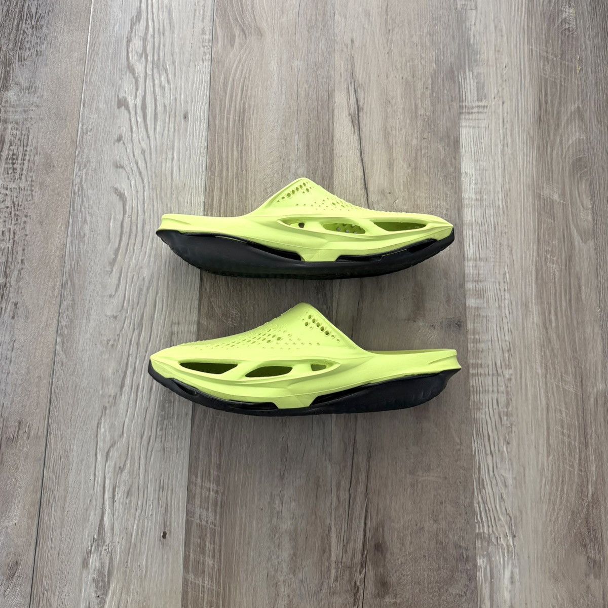 MMW × Nike NIKE • MMW 005 Slide "Volt" (12M) Size US 12 / EU 45 - 1 Thumbnail
