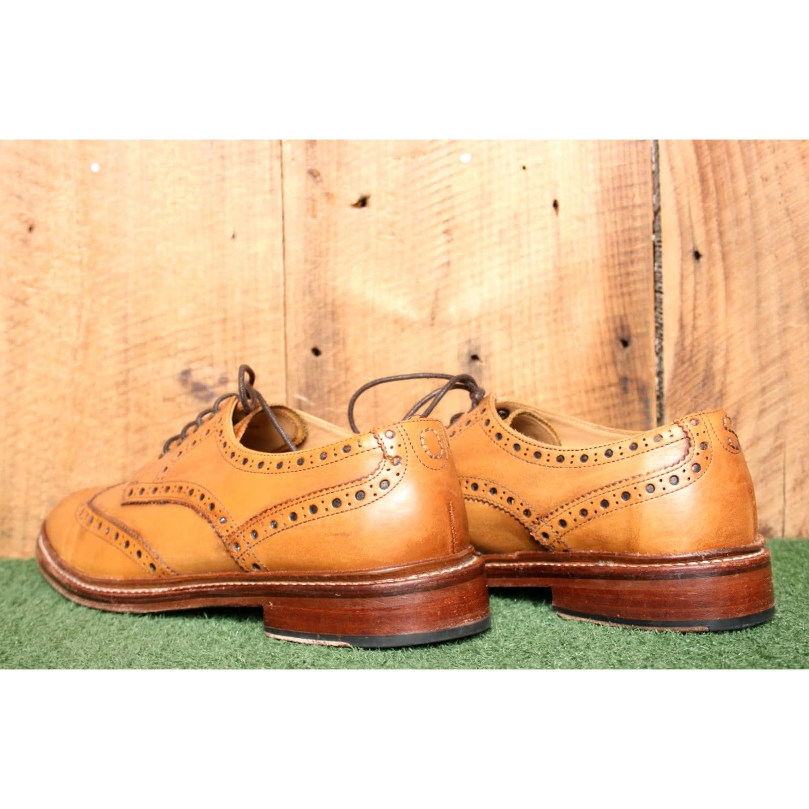 Oliver Sweeney VINTAGE Oliver Sweeney Saunders Derby Shoes Tan Leather Wingtip Goodyear Welted Mens 10.5 US 11.5 Size US 11 / EU 44 - 3 Thumbnail