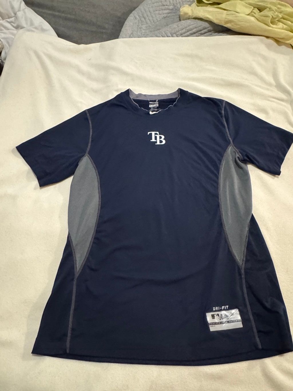 Nike Tampa Bay Rays Nike Athletic Shirt Navy Blue sz-M Size US M / EU 48-50 / 2 - 4 Thumbnail