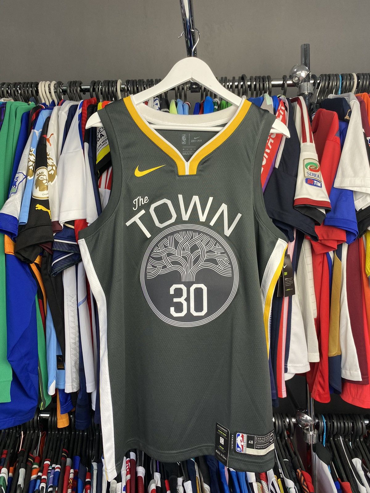 Nike NIKE NBA STEPHEN CURRY STATEMENT EDITION SWINGMAN JERSEY Size US L / EU 52-54 / 3 - 1 Thumbnail