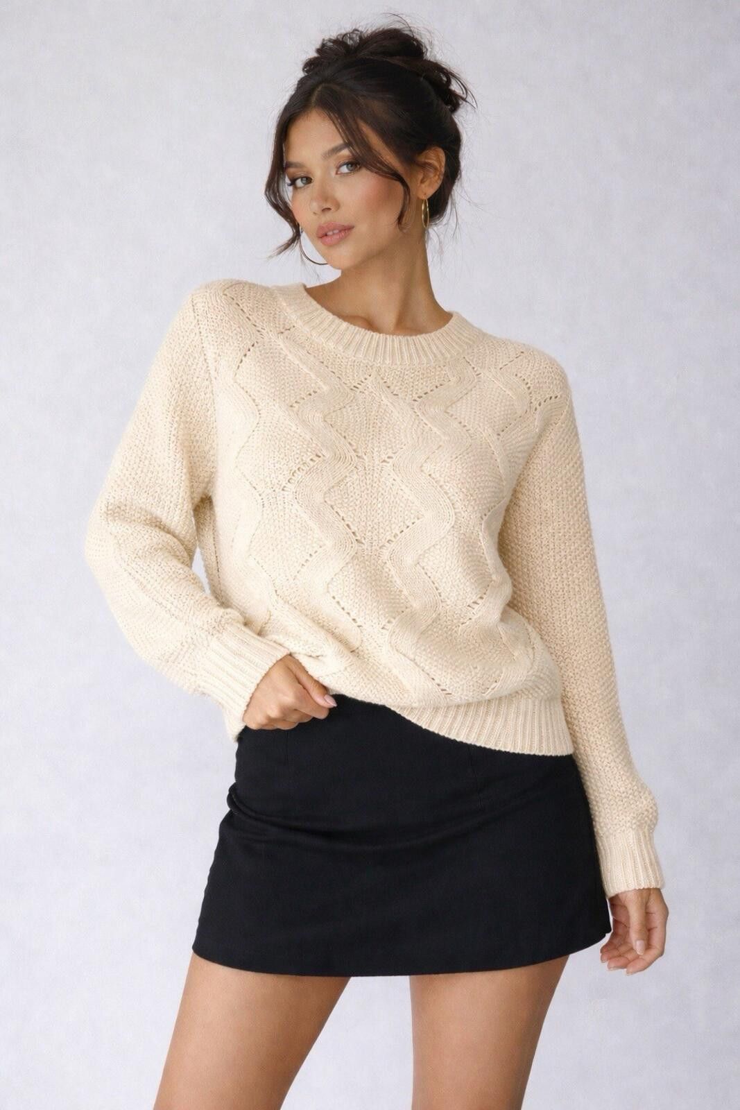 H&M H&M Women Beige Oversized Cable Knit Sweater XS Pullover Size XS / US 0-2 / IT 36-38 - 1 Thumbnail
