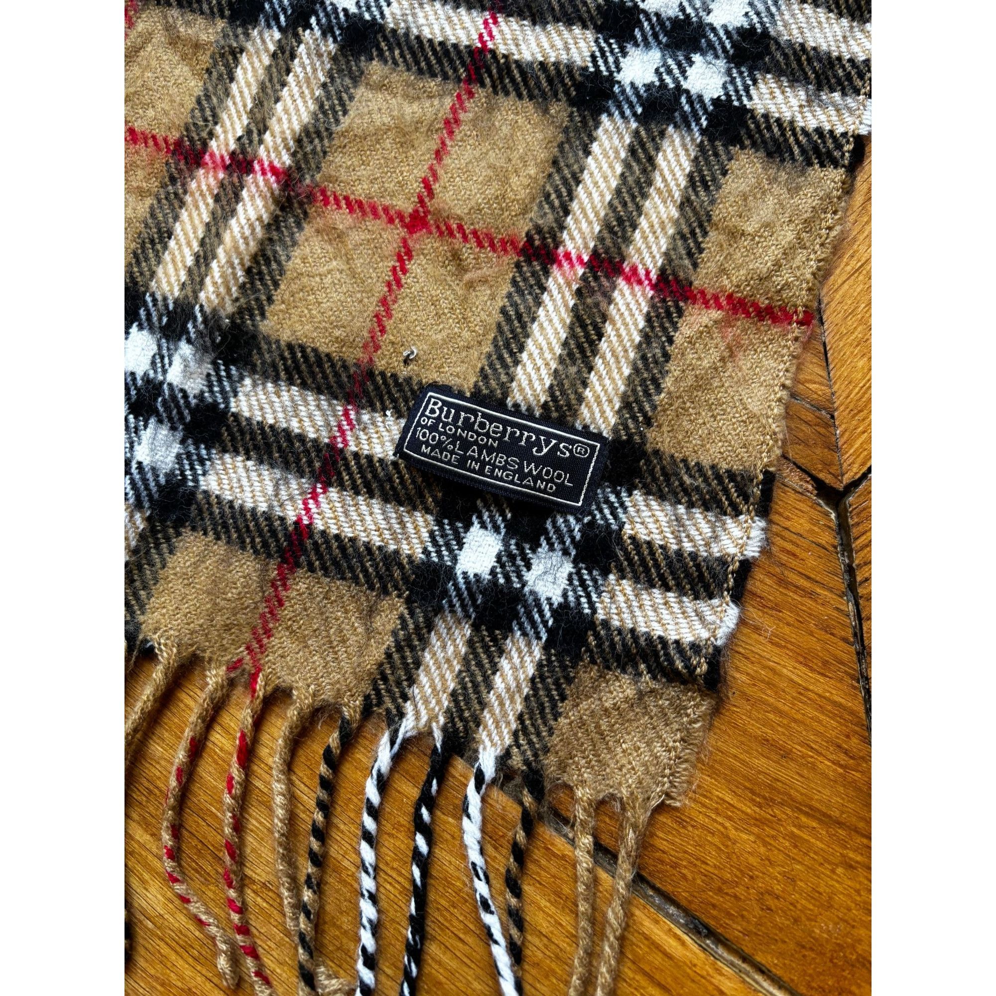 Burberry Vintage Burberry 100% Lambswool Scarf Classic Check Pattern Size ONE SIZE - 2 Thumbnail