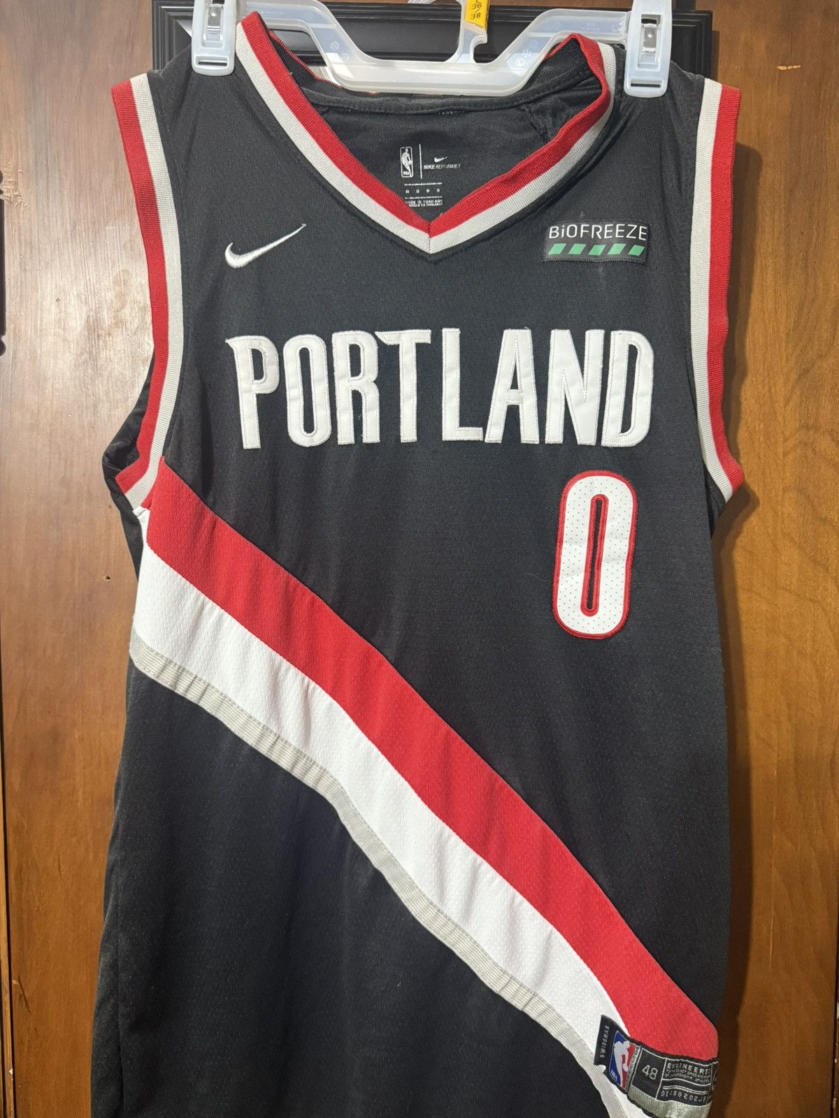 NBA Damian Lillard Portalnd Trailblazer Jersey Size US M / EU 48-50 / 2 - 1 Thumbnail