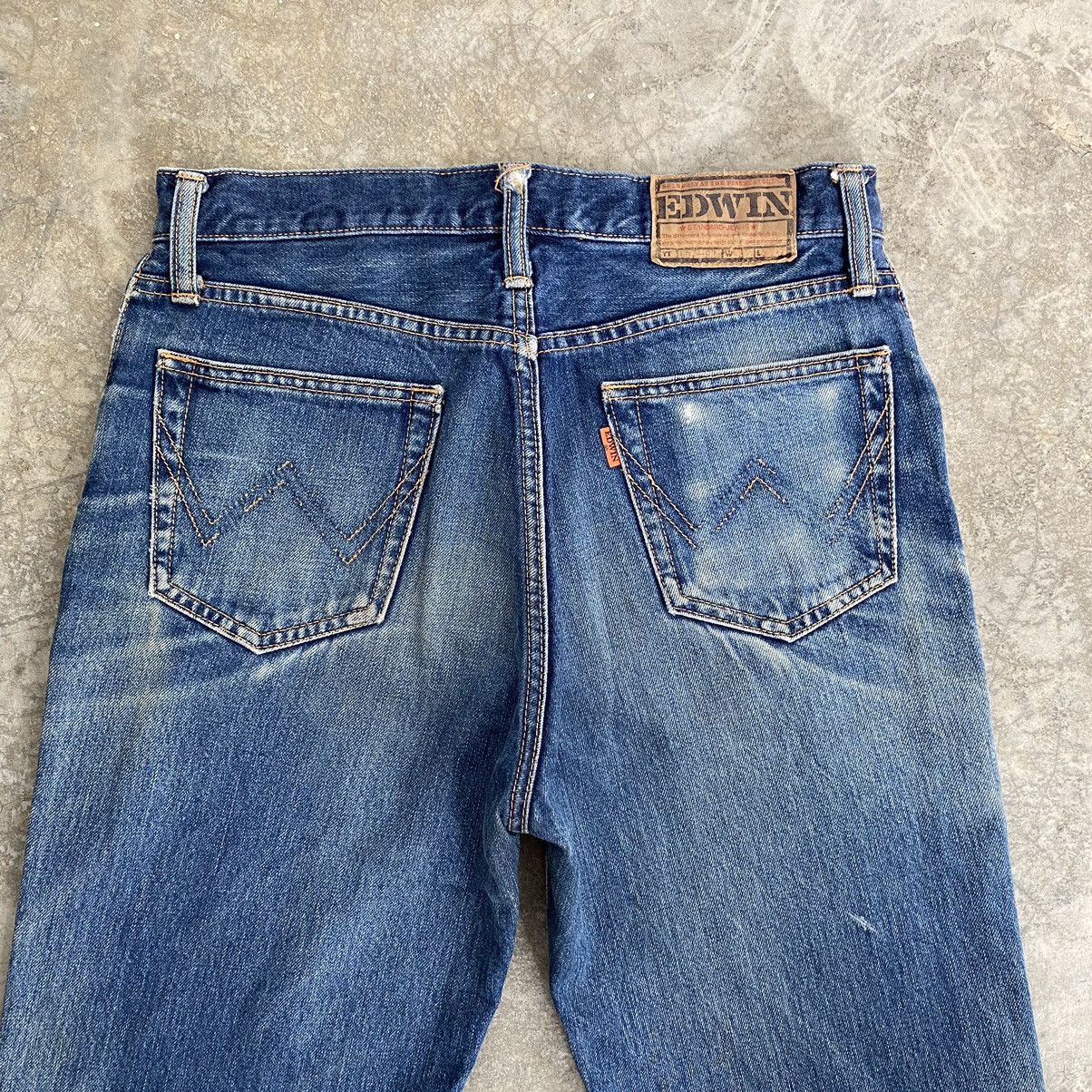 Edwin Size 29x29 Vintage Edwin Faded Honeycomb Denim Jeans Size US 29 - 18 Thumbnail