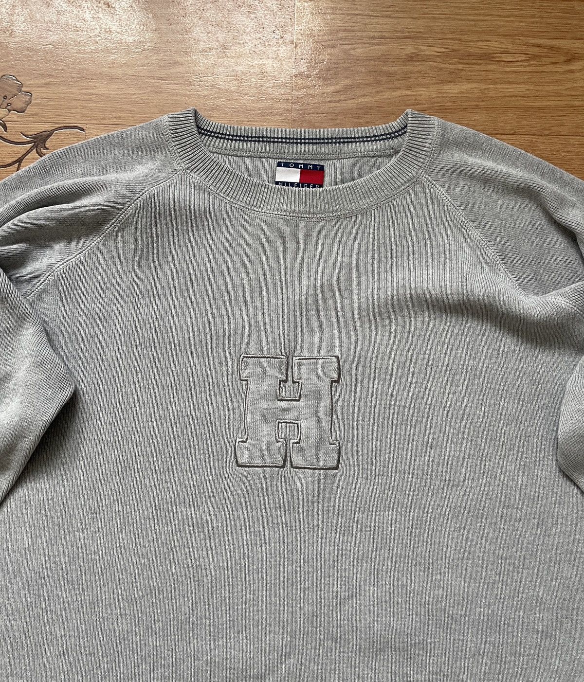 Tommy Hilfiger Vintage Tommy Hilfiger Sweater Size US L / EU 52-54 / 3 - 2 Thumbnail