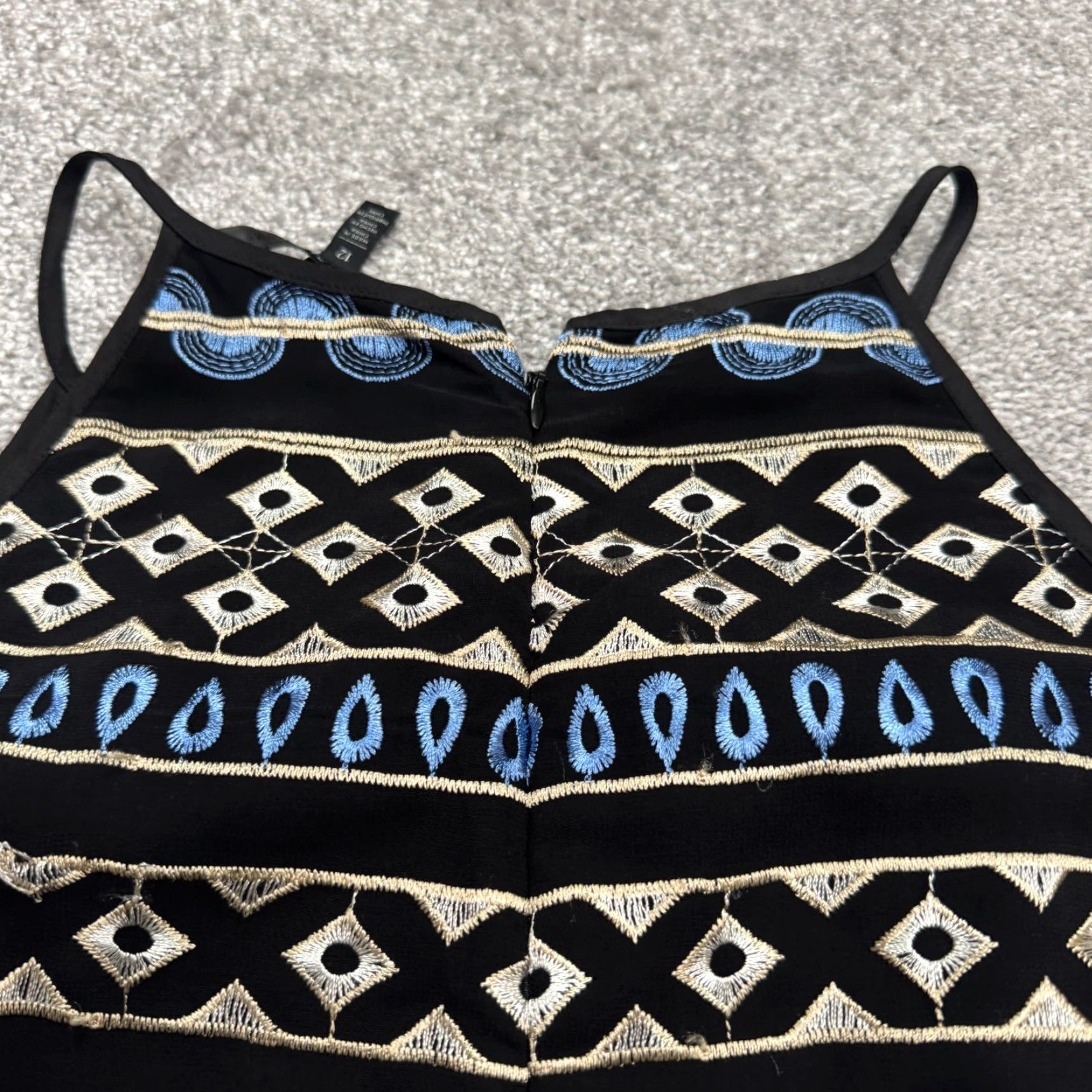 White House Black Market White House Black Market Embroidered Halter Mini Dress 12 Black Blue Geometric Womens Size XL / US 12-14 / IT 48-50 - 4 Thumbnail