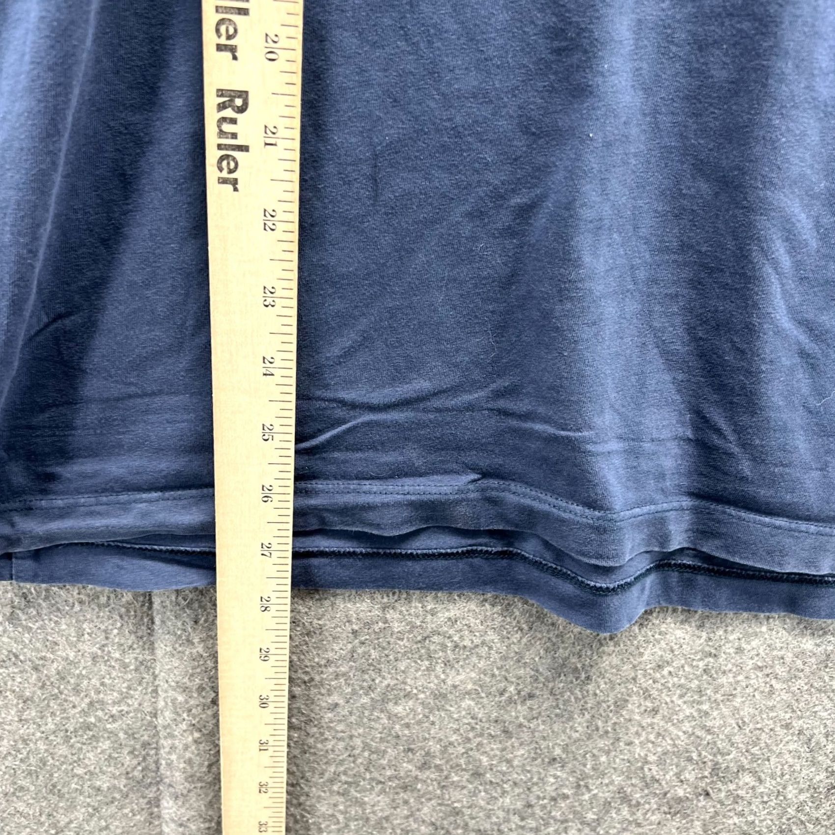 Vineyard Vines Vineyard Vines Shirt Mens Small Blue Long Sleeve Whale USA Flag Logo Crewneck Size US S / EU 44-46 / 1 - 3 Thumbnail