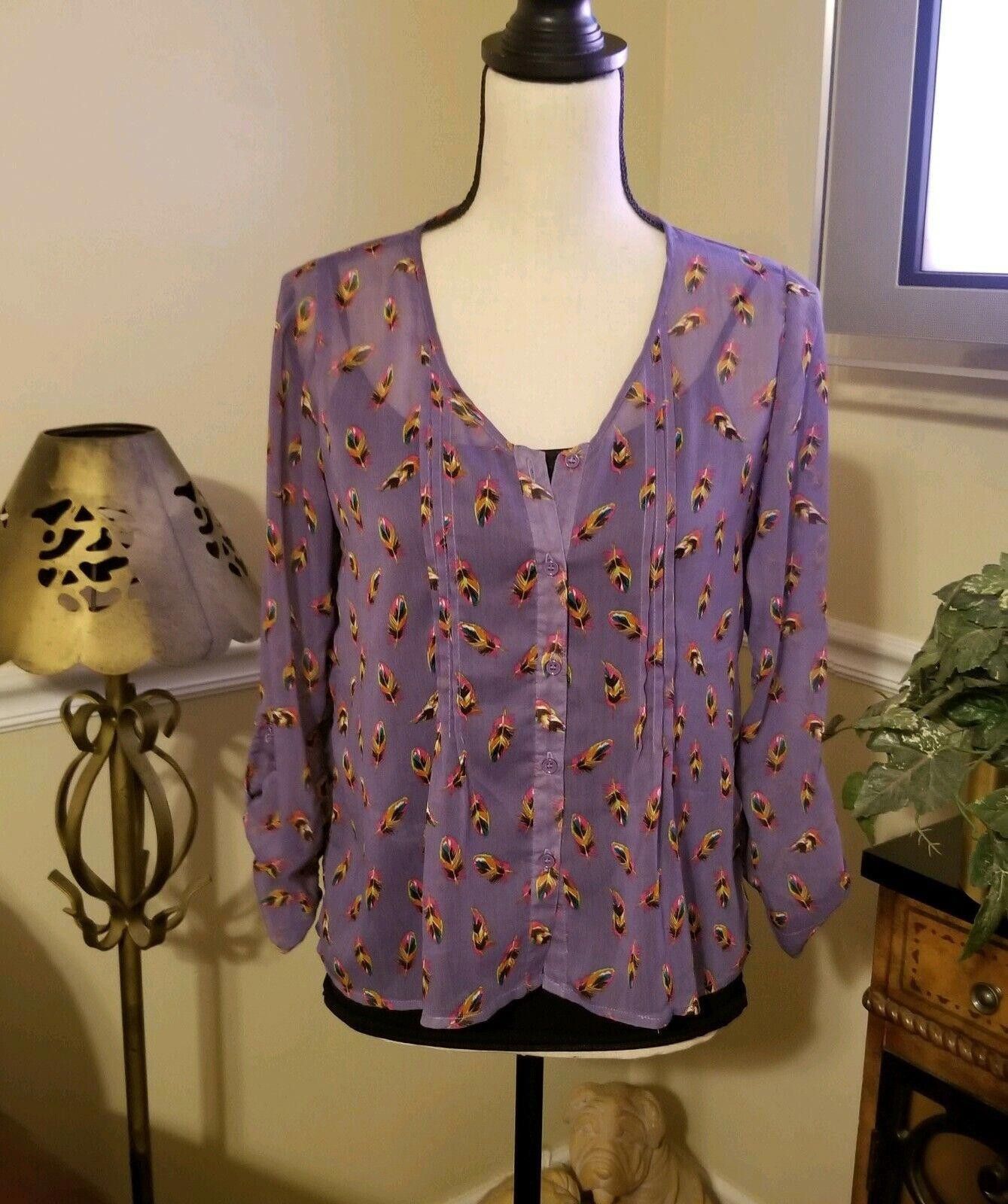 Mossimo Mossimo Top Size Medium Purple Feathers V Neck Button Down Size M / US 6-8 / IT 42-44 - 1 Thumbnail