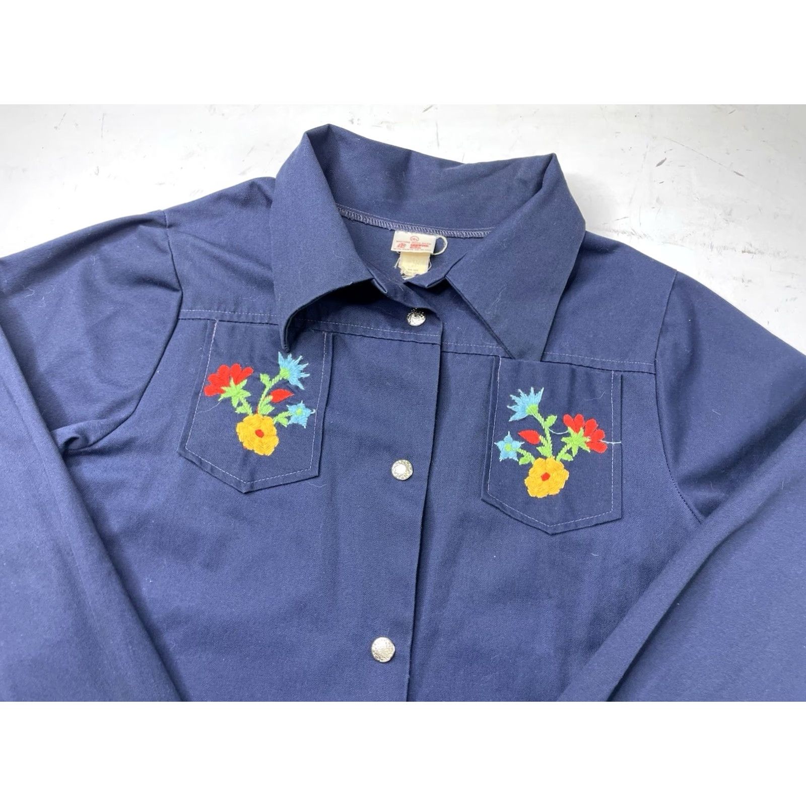 Sears VINTAGE Sears Shirt Girls 16.5 70s Floral Embroidered Blue Long Sleeve Cotton Blend Snap Buttons Girls Mens? Size US XL / EU 56 / 4 - 2 Thumbnail