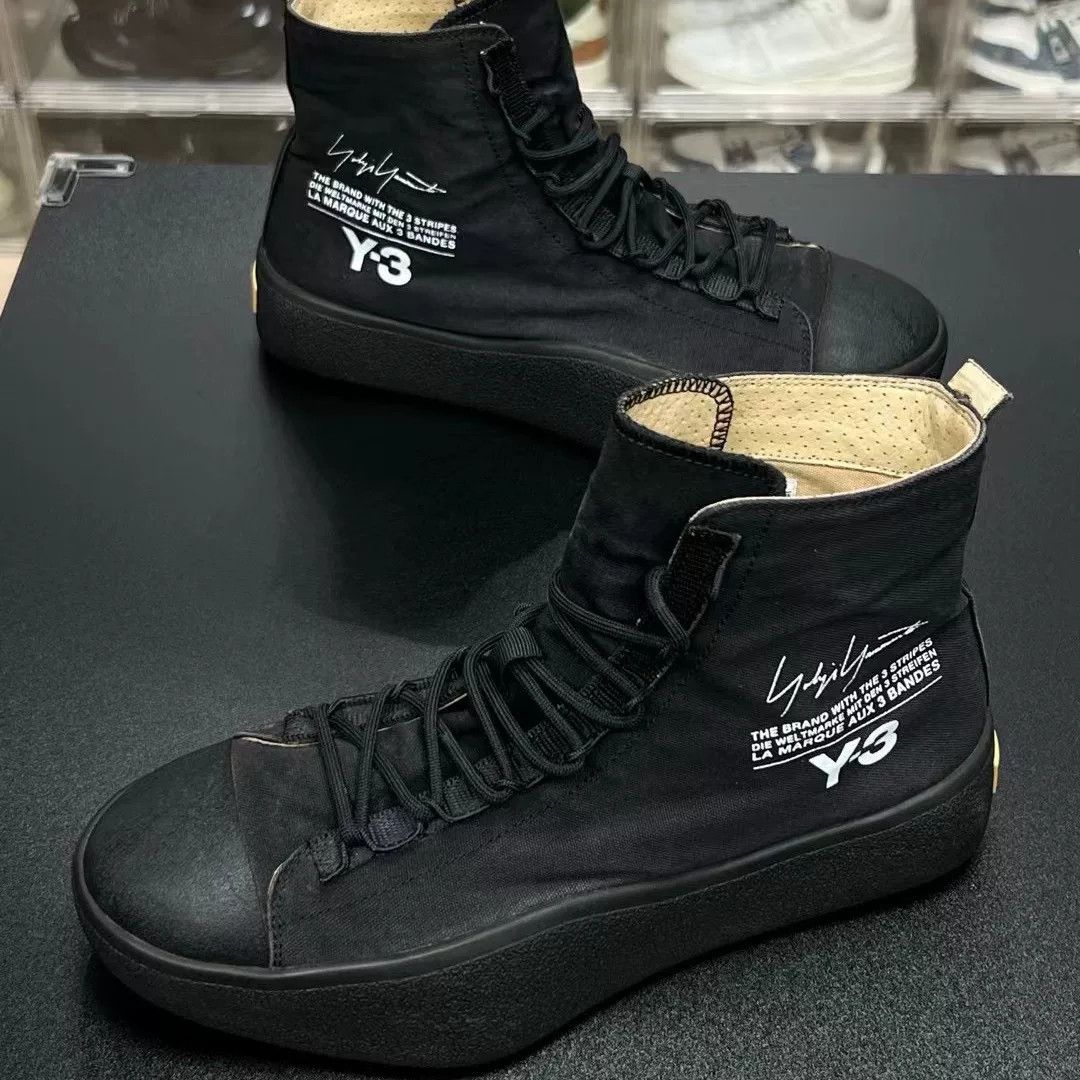 Adidas Adidas Shoes Low Top High Top Basketball Size US 10 / EU 43 - 1 Thumbnail