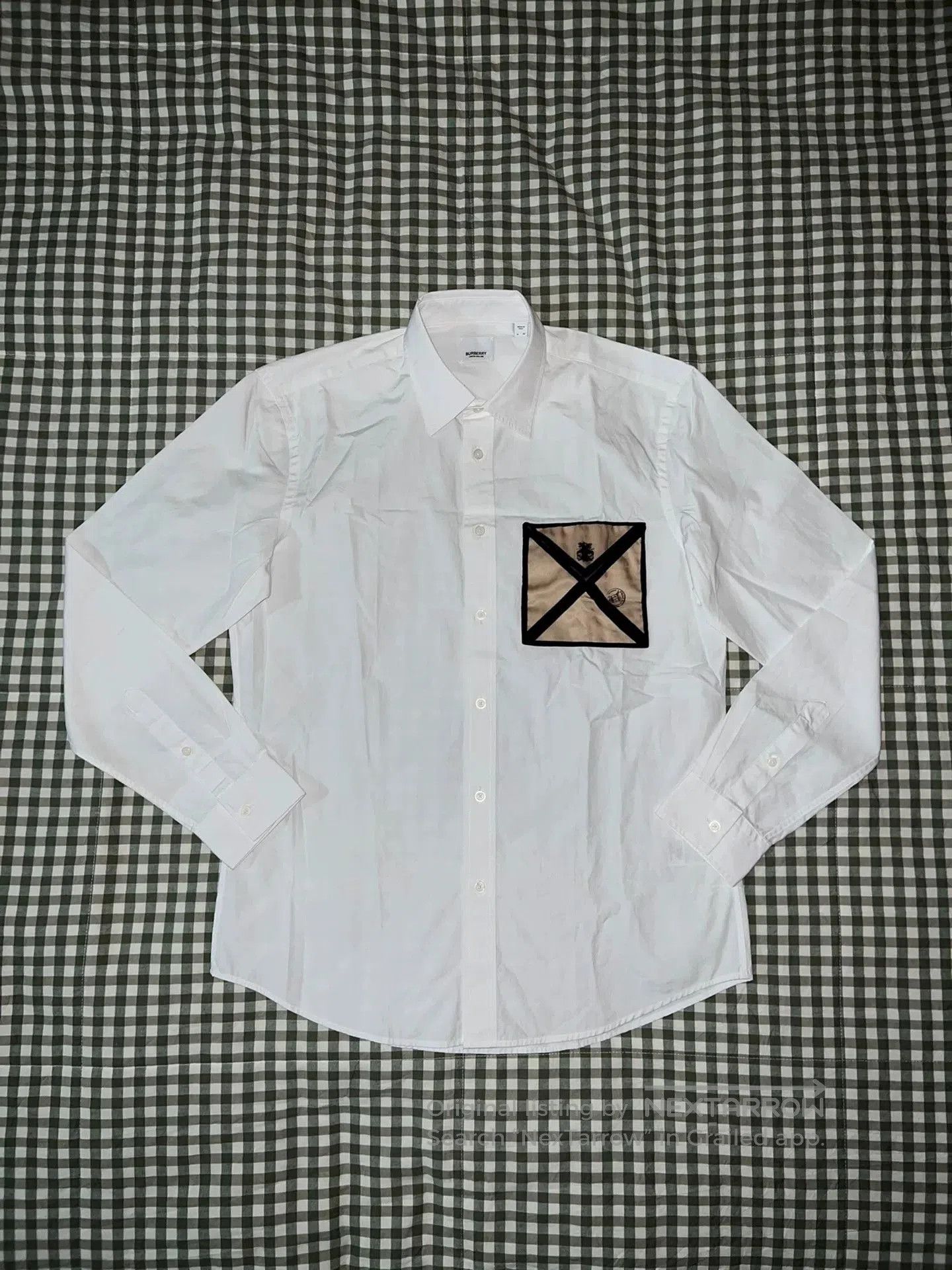 Burberry burberry silk shirt with unique pocket design. Size US L / EU 52-54 / 3 - 1 Thumbnail