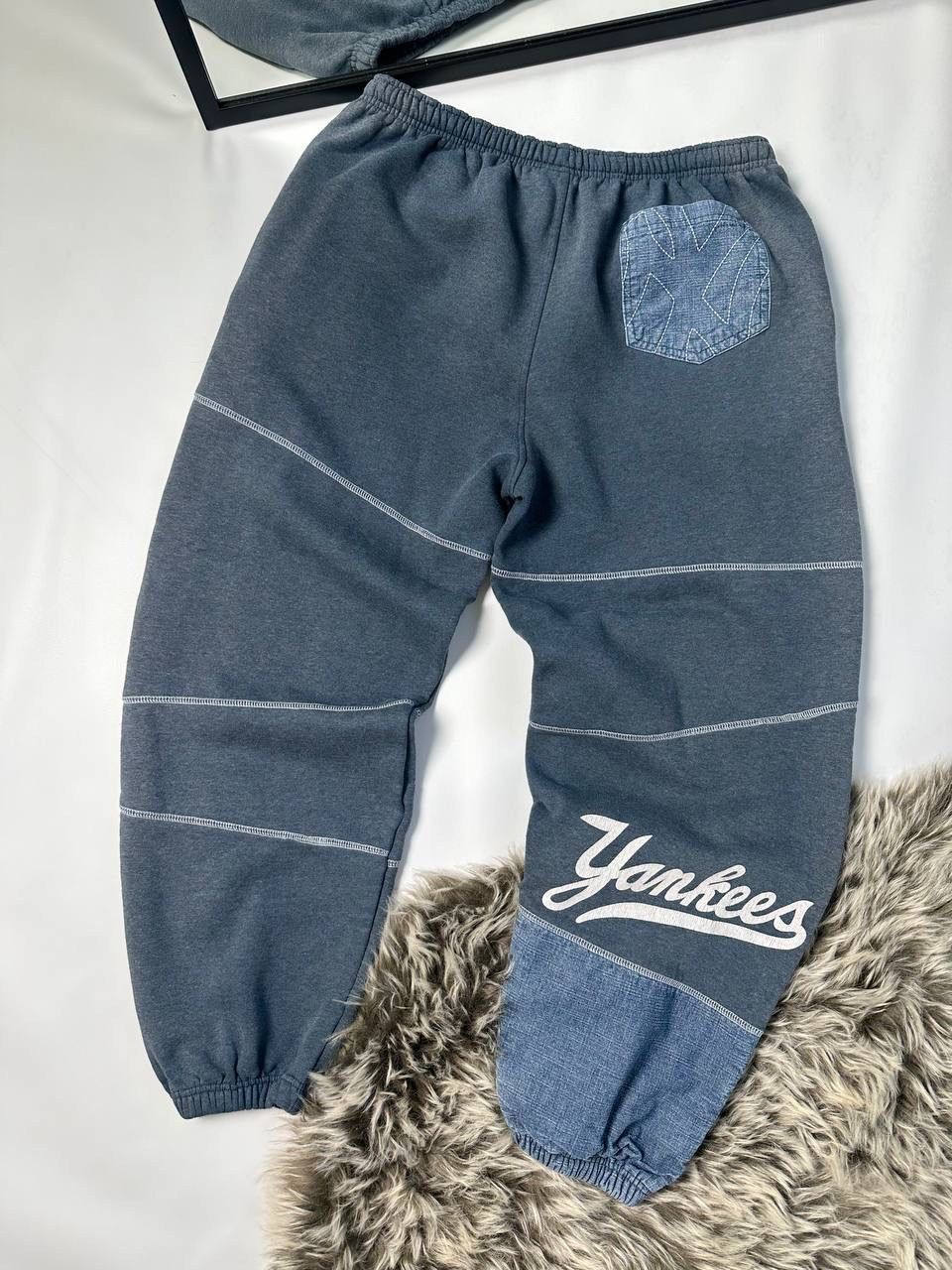 🔥90’s Baggy Sweatpants New York Yankees Faded