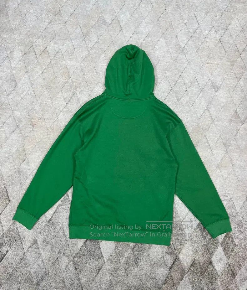 Valentino Valentino Autumn and winter new badge logo hooded sweatshi Size US M / EU 48-50 / 2 - 6 Thumbnail