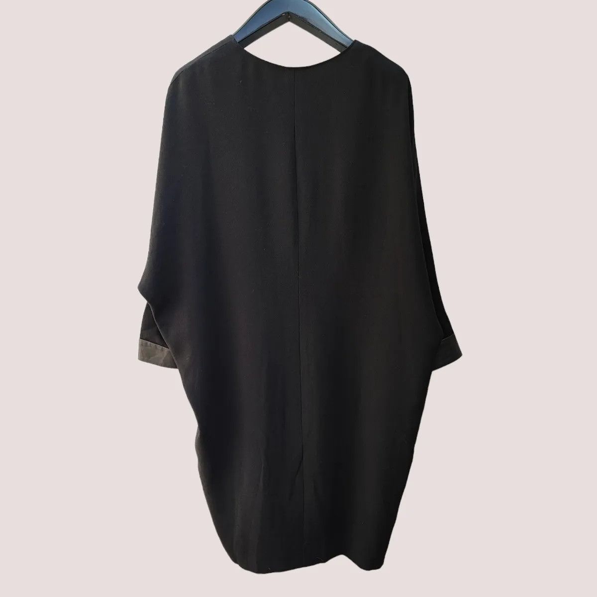 DKNY DKNY Minimalist leather-Cuff Dress –FASHIONELLA Size S / US 4 / IT 40 - 7 Thumbnail
