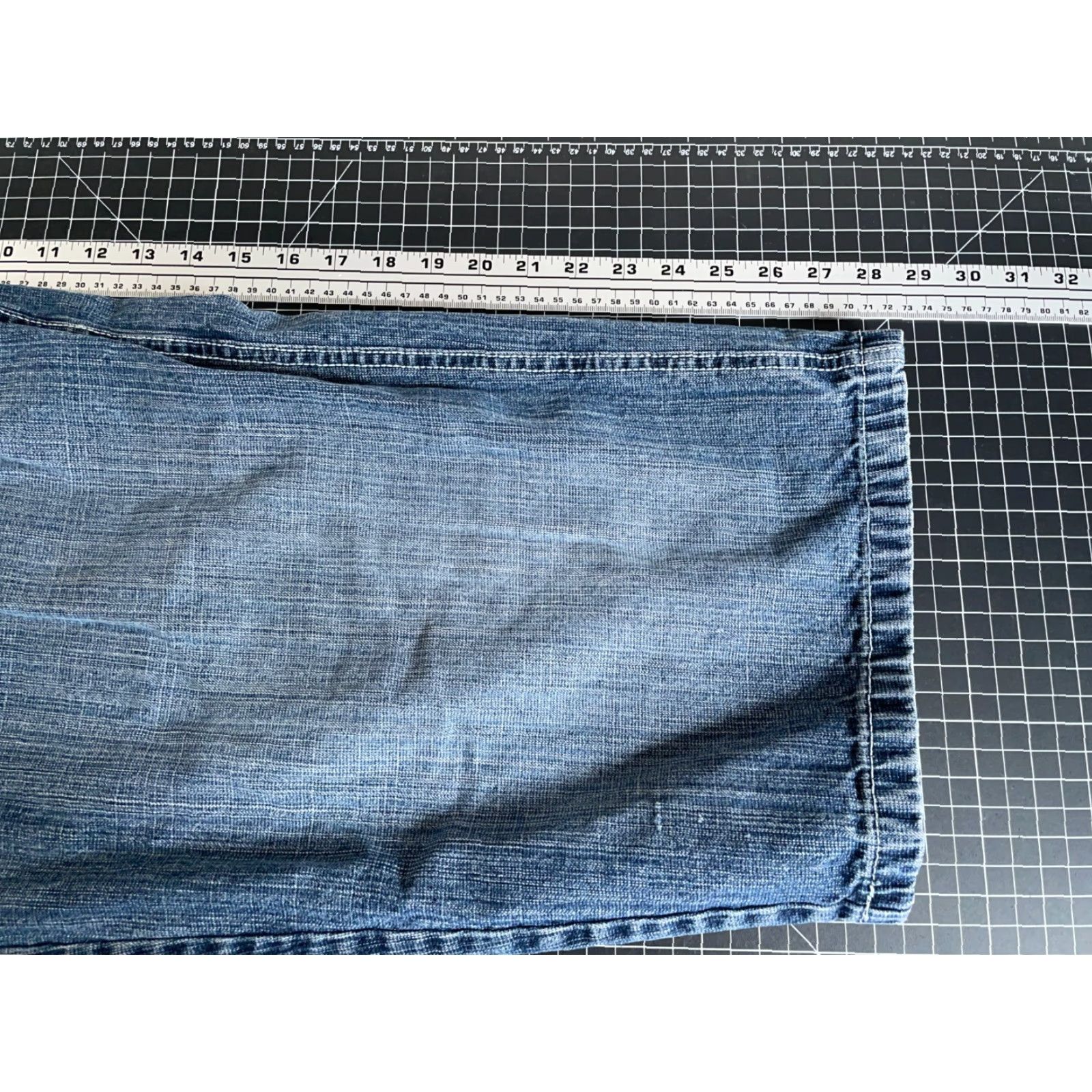 Southpole Southpole Bermuda Shorts Men 29 x 18 Blue Denim Baggy Fit Vintage Y2K Jorts Size US 29 - 7 Thumbnail