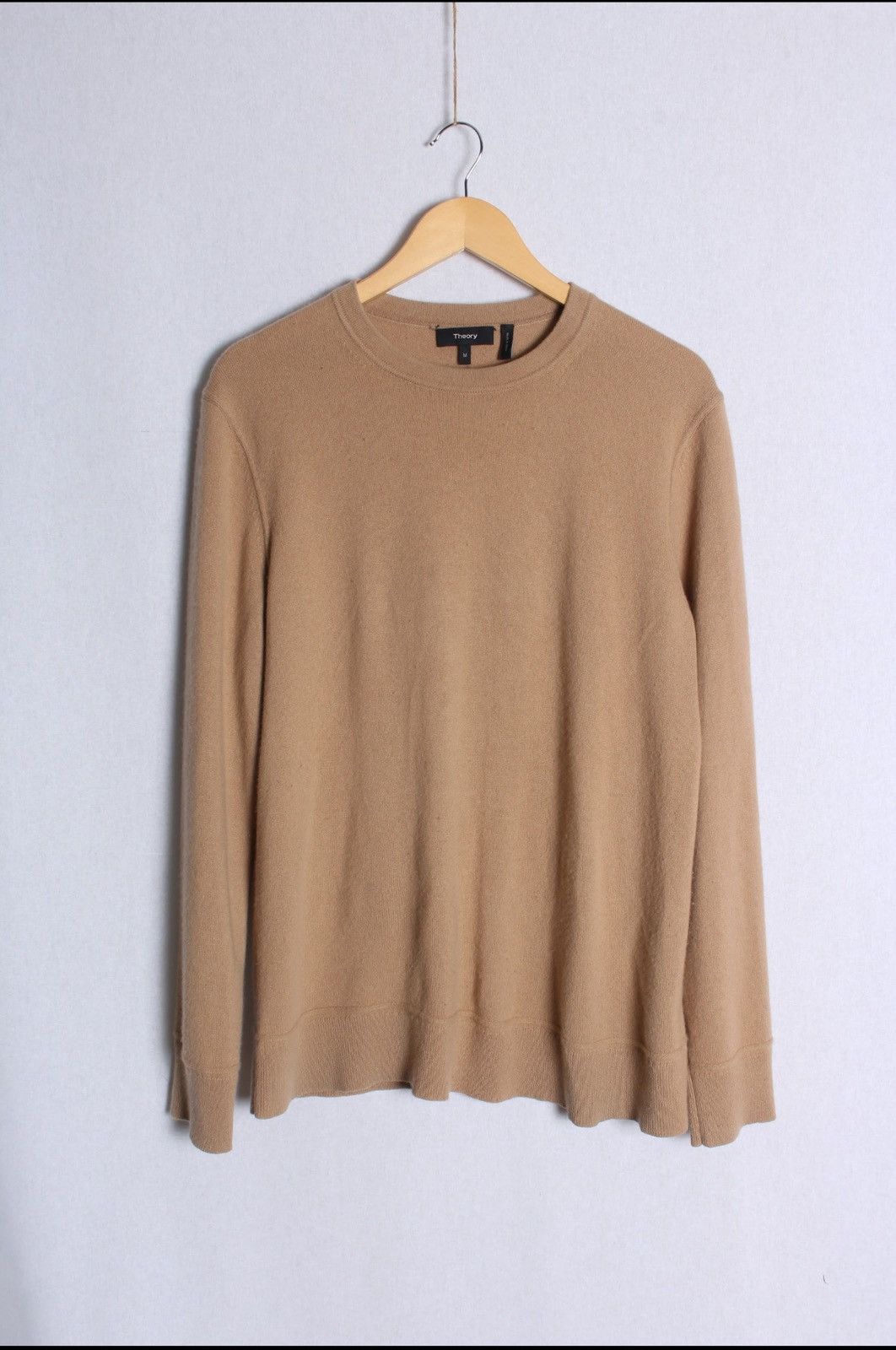 Theory Theory CASHMERE sweater-Camel color $395 retail Size US M / EU 48-50 / 2 - 2 Thumbnail