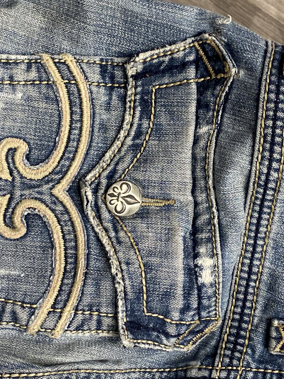 Rock Revival Vintage Rock Revival Distressed Fleur-de-Lis Denim Jeans Y2K Size US 31 - 13 Thumbnail