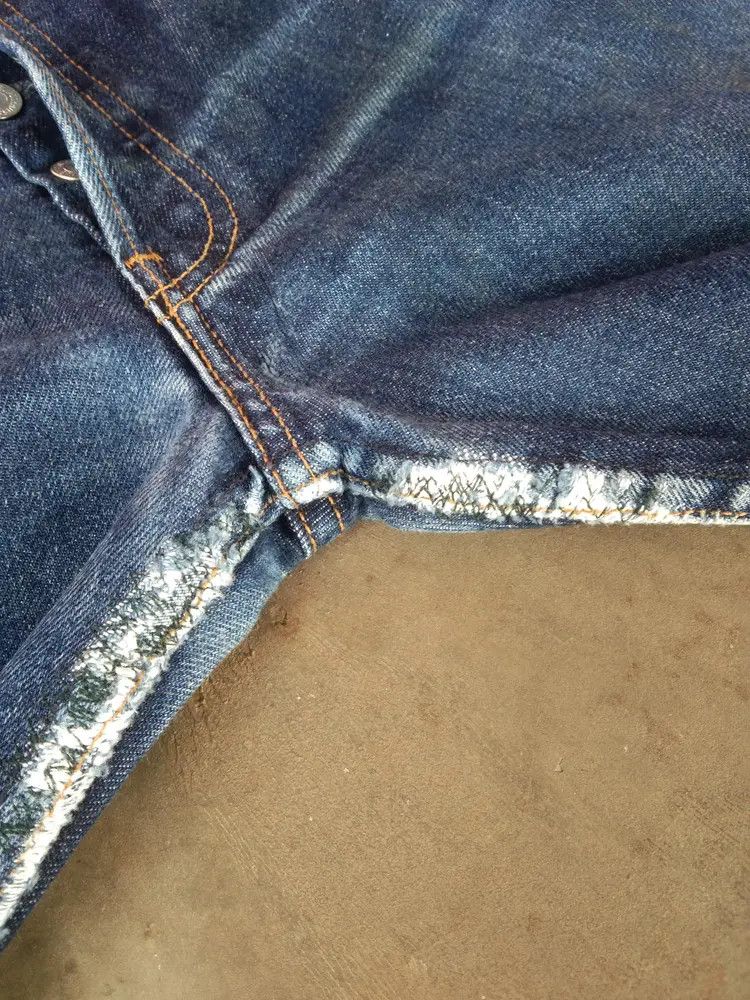 Levi's Vintage Levi's 501 Distressed Jeans 32x31 Size US 32 / EU 48 - 7 Thumbnail