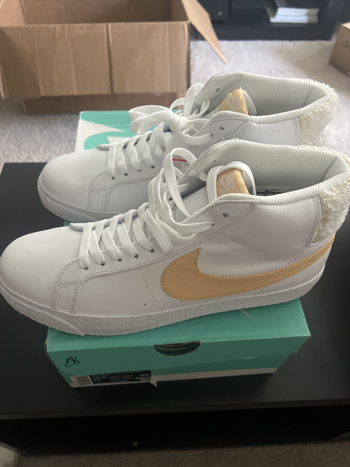 Nike Nike SB Zoom Blazer Mid PRM Size US 10.5 / EU 43-44 - 4 Thumbnail