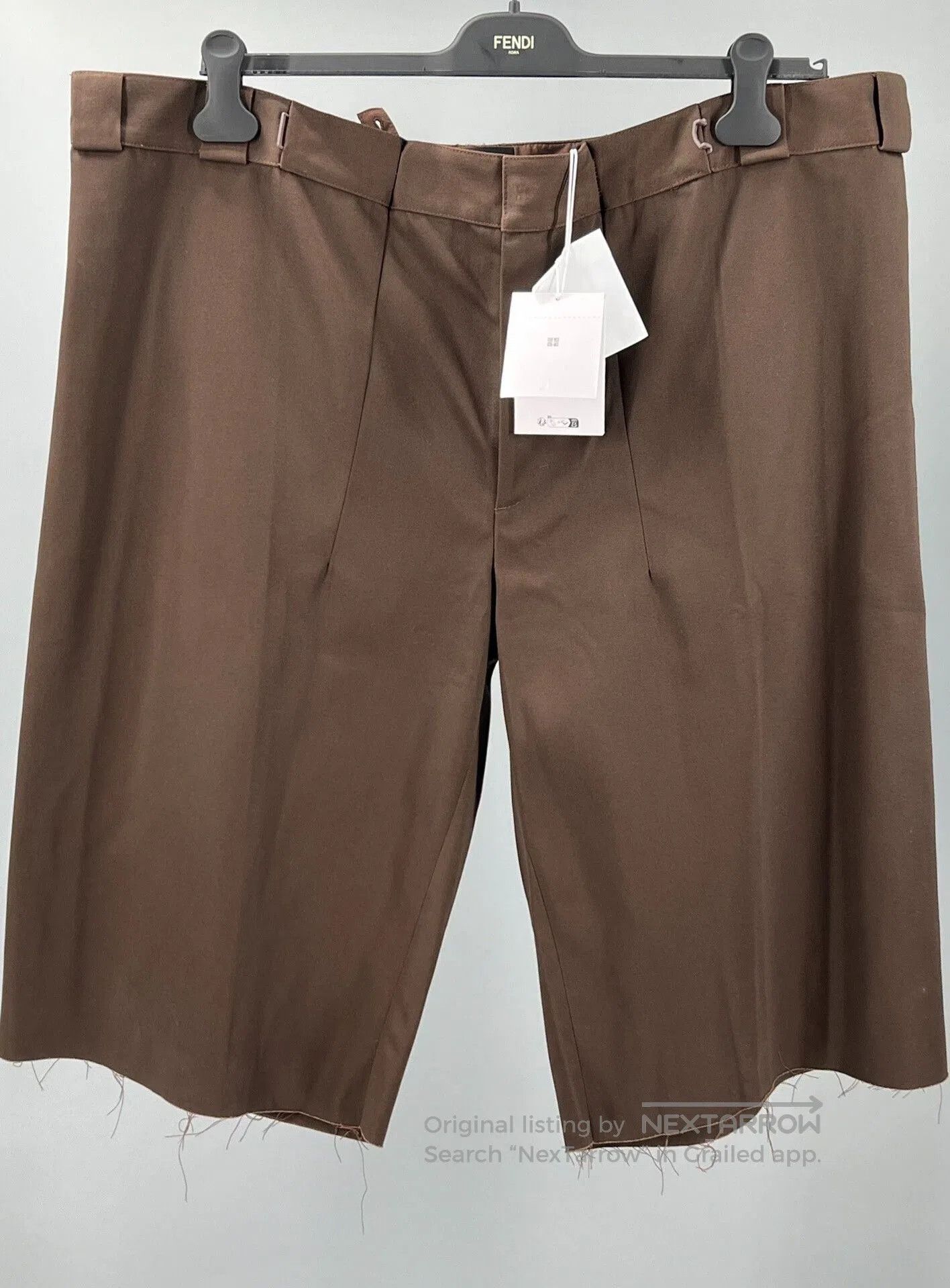 Givenchy Givenchy Men's Pleated Brown Shorts. Size US 32 / EU 48 - 3 Thumbnail