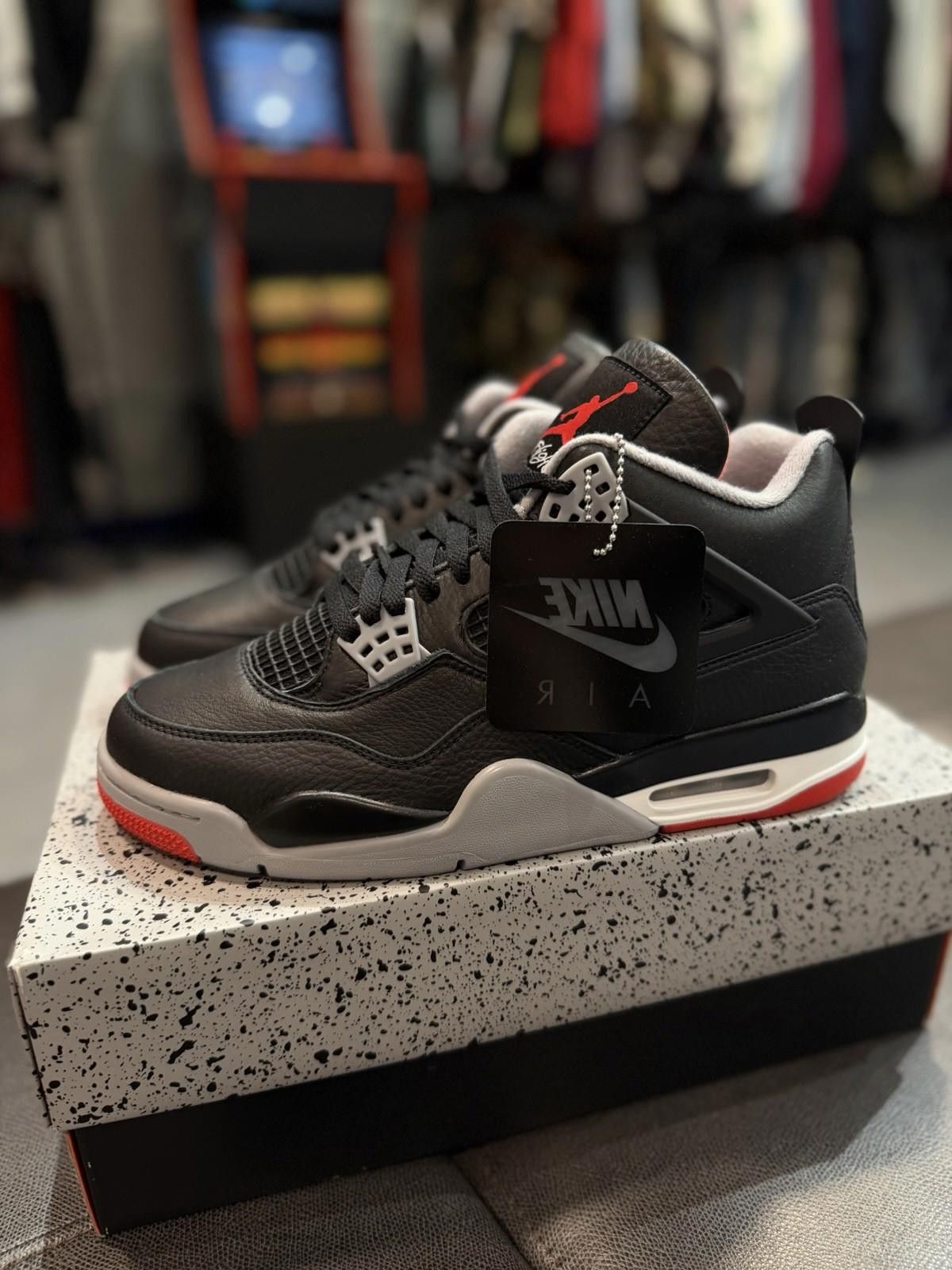 Jordan Brand Size 11 - Air Jordan 4 Men's Retro Bred Reimagined 2024 Size US 11 / EU 44 - 2 Thumbnail