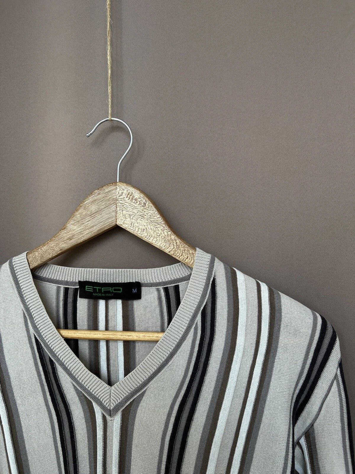 Etro Etro Wool Striped V-Neck Jumper Womens Size M Sweater Size M / US 6-8 / IT 42-44 - 6 Thumbnail
