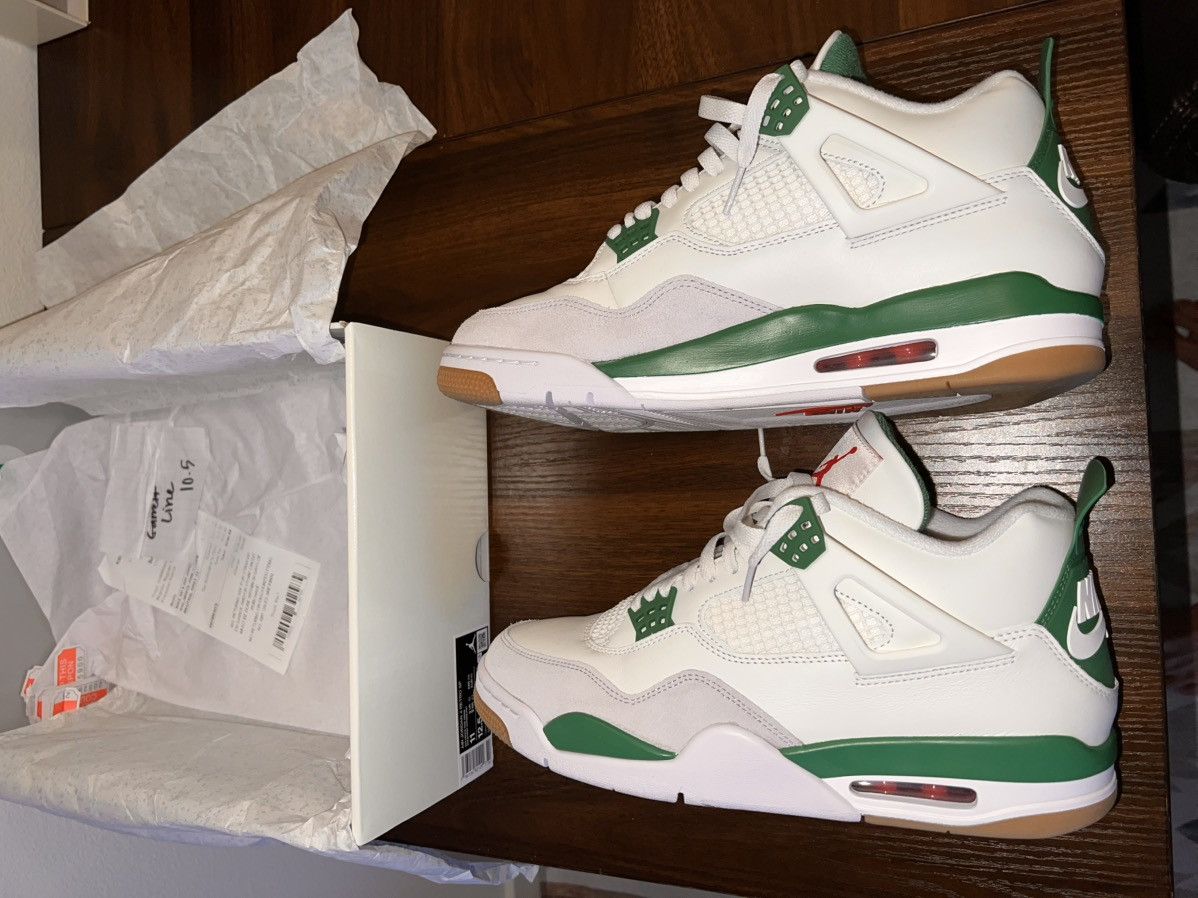 Jordan Brand × Nike Air Jordan 4 Retro SP Size US 11 / EU 44 - 4 Thumbnail