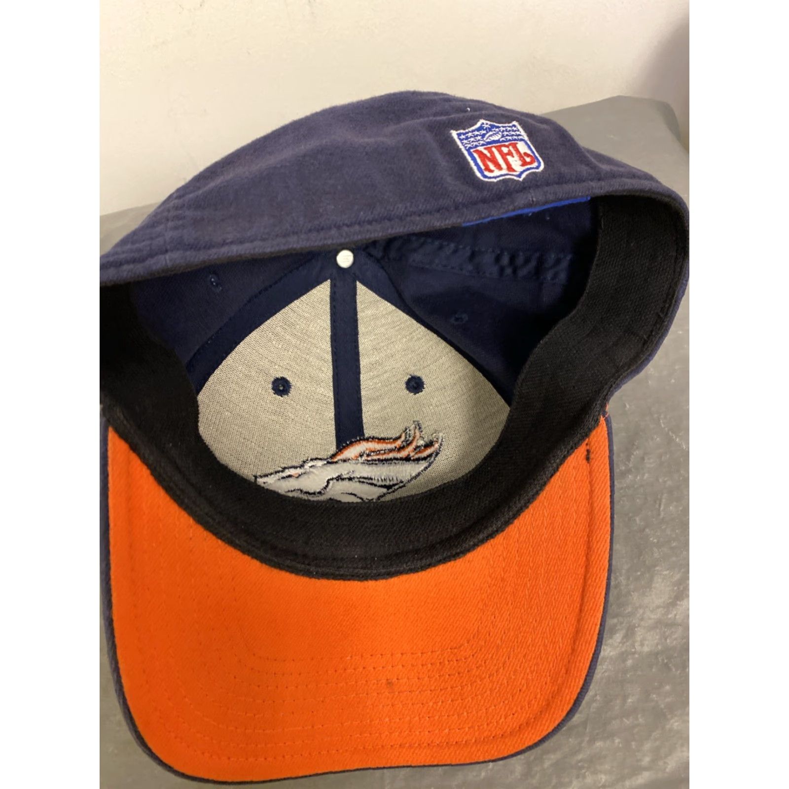 Logo Athletic VINTAGE Logo Athletic Denver Broncos Snapback Hat Adjustable Faded Navy 90s NFL Mens Size ONE SIZE - 6 Thumbnail