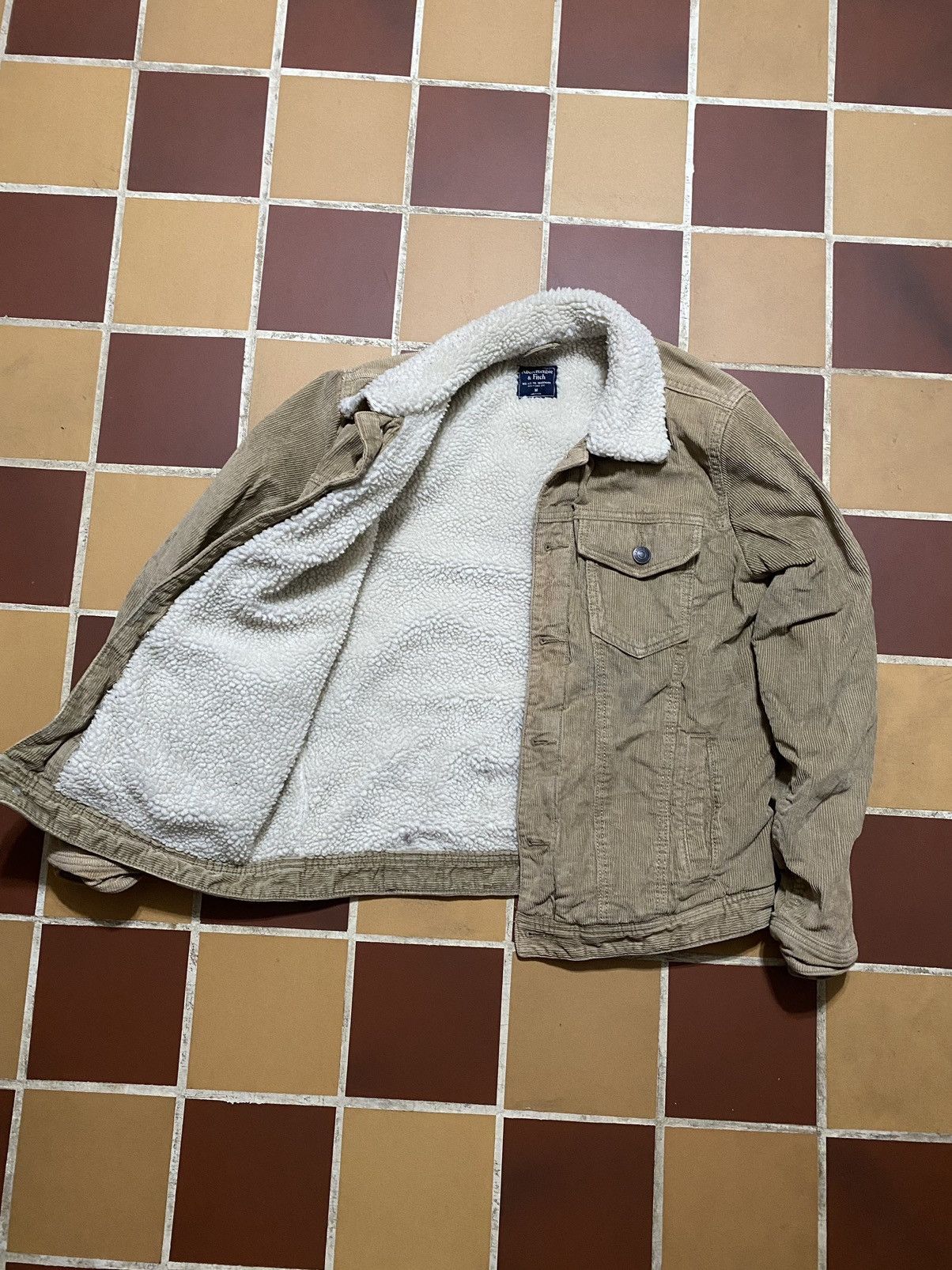 Abercrombie & Fitch Vintage Abercrombie & Fitch Corduroy sherpa jacket Size US M / EU 48-50 / 2 - 2 Thumbnail