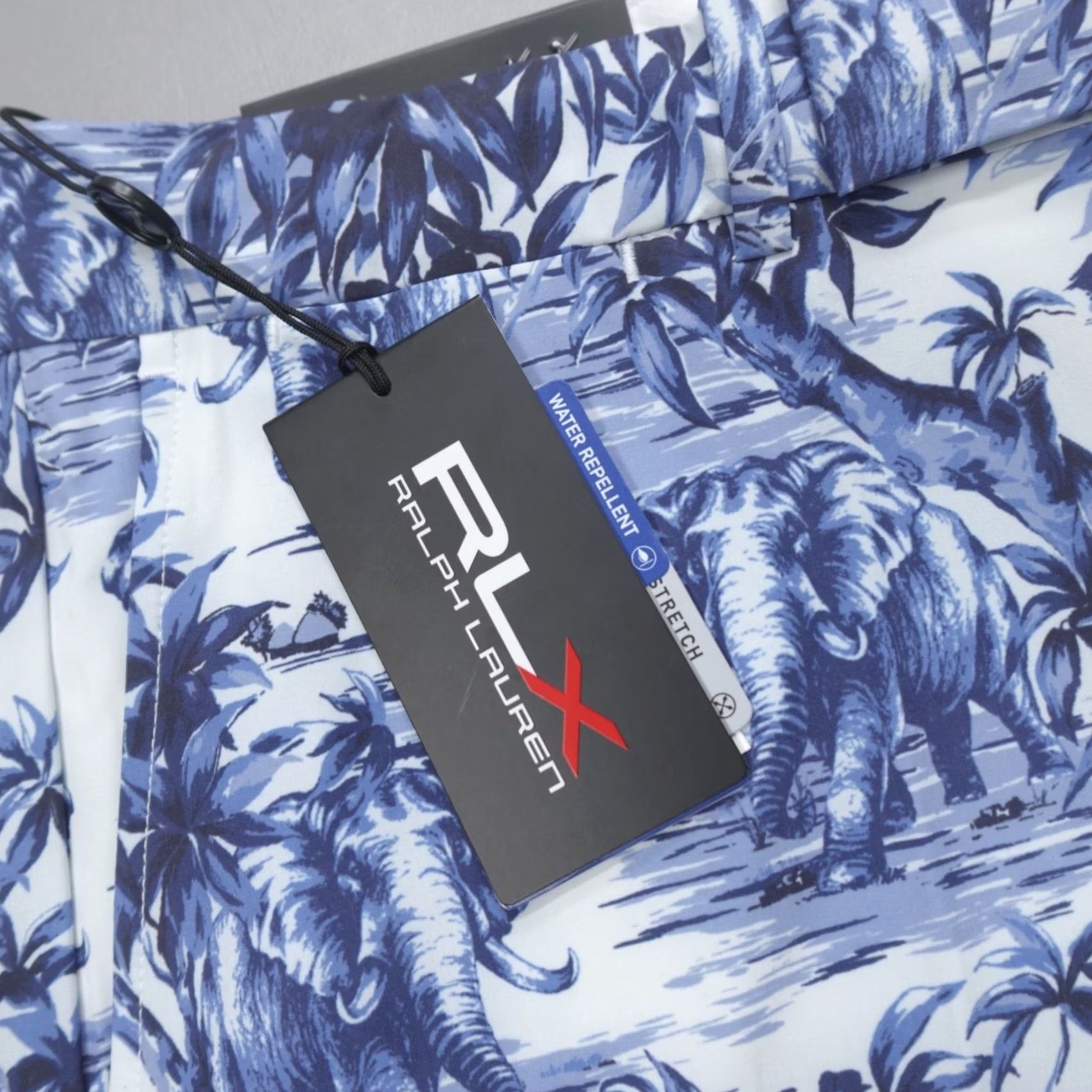 RLX Ralph Lauren RLX Ralph Lauren Golf Shorts 9" Classic Fit Elephant Safari White Blue Size 38 Men Summer Chino Pockets Stretch Size US 38 / EU 54 - 2 Thumbnail