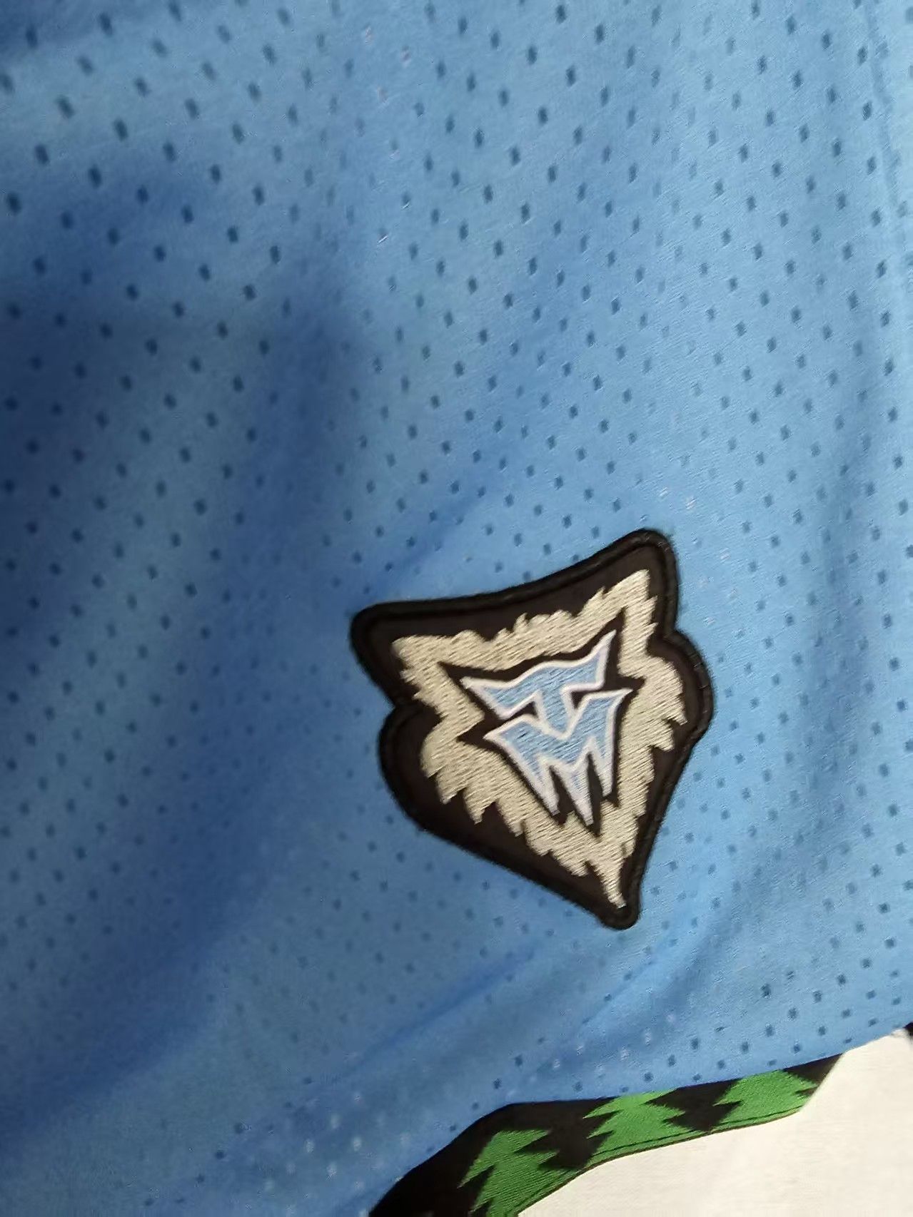 NBA Vintage Timberwolves Pocket Short Small Size Size US 32 / EU 48 - 3 Thumbnail