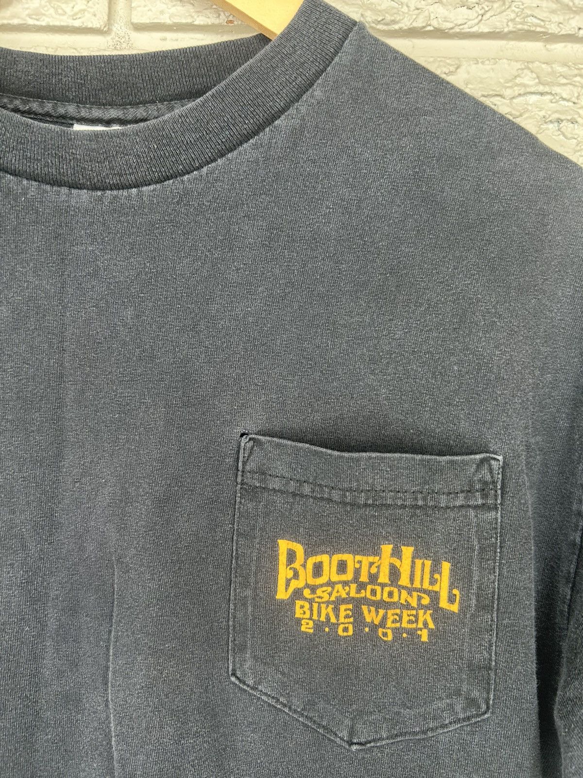 Vintage Vintage Boot Hill Saloon Bike Week 2001 Faded Pocket T Shirt Size US M / EU 48-50 / 2 - 12 Thumbnail