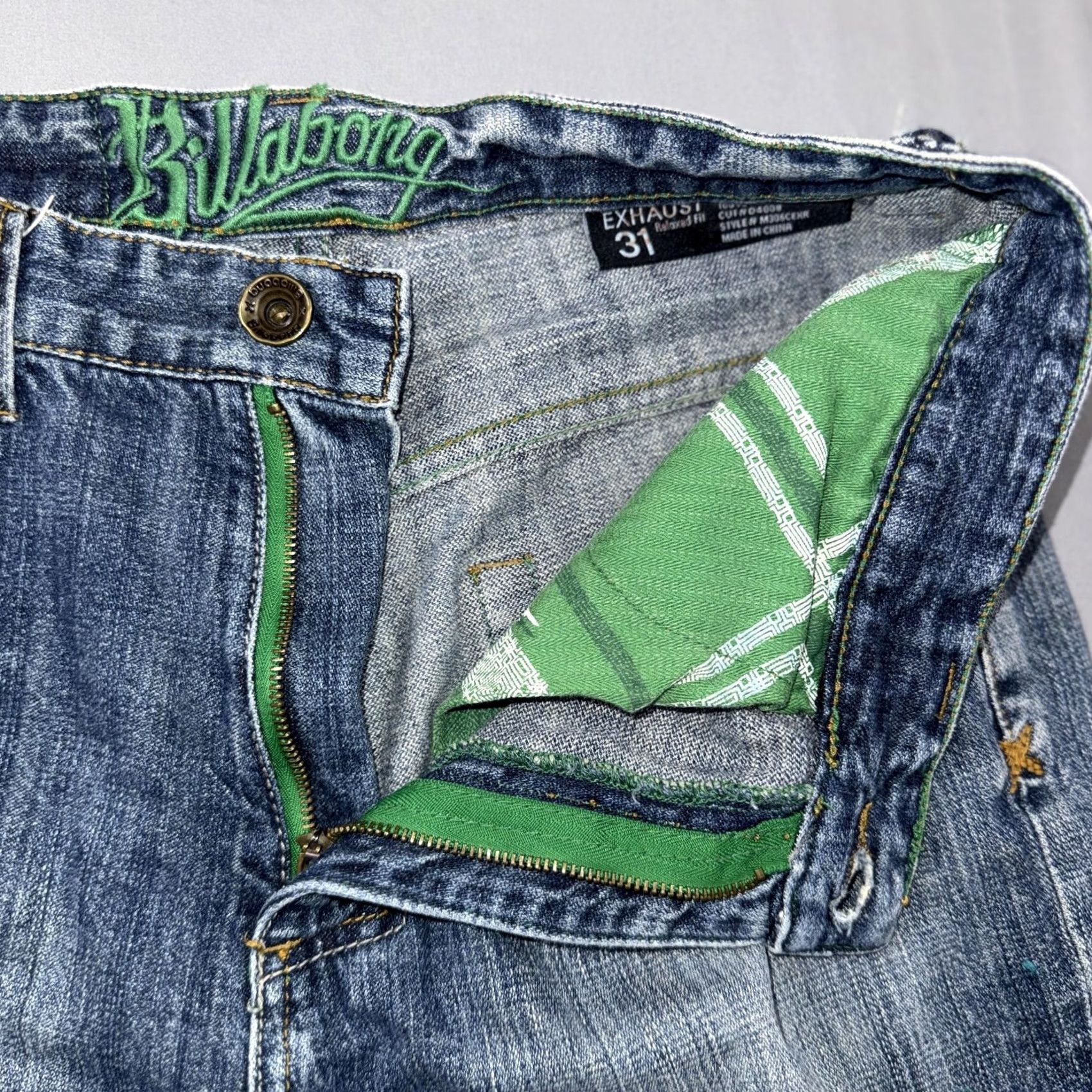 Billabong Billabong Exhaust Jeans Men's 31x30 Blue Medium Wash Relaxed Fit Denim Pants Jeans Straight Pockets Logo Size US 31 - 4 Thumbnail