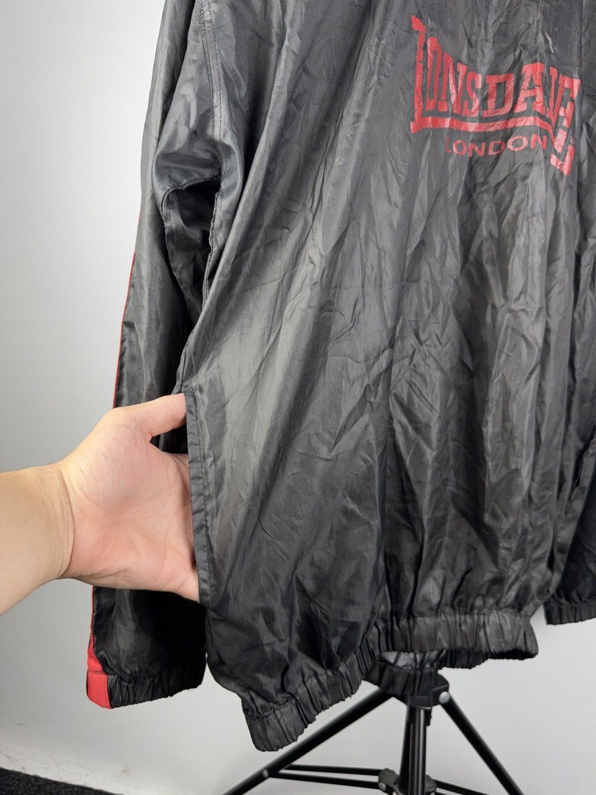 Lonsdale Vintage 80s Retro Rare Lonsdale Nylon jacket sweatshirt Size US L / EU 52-54 / 3 - 6 Thumbnail