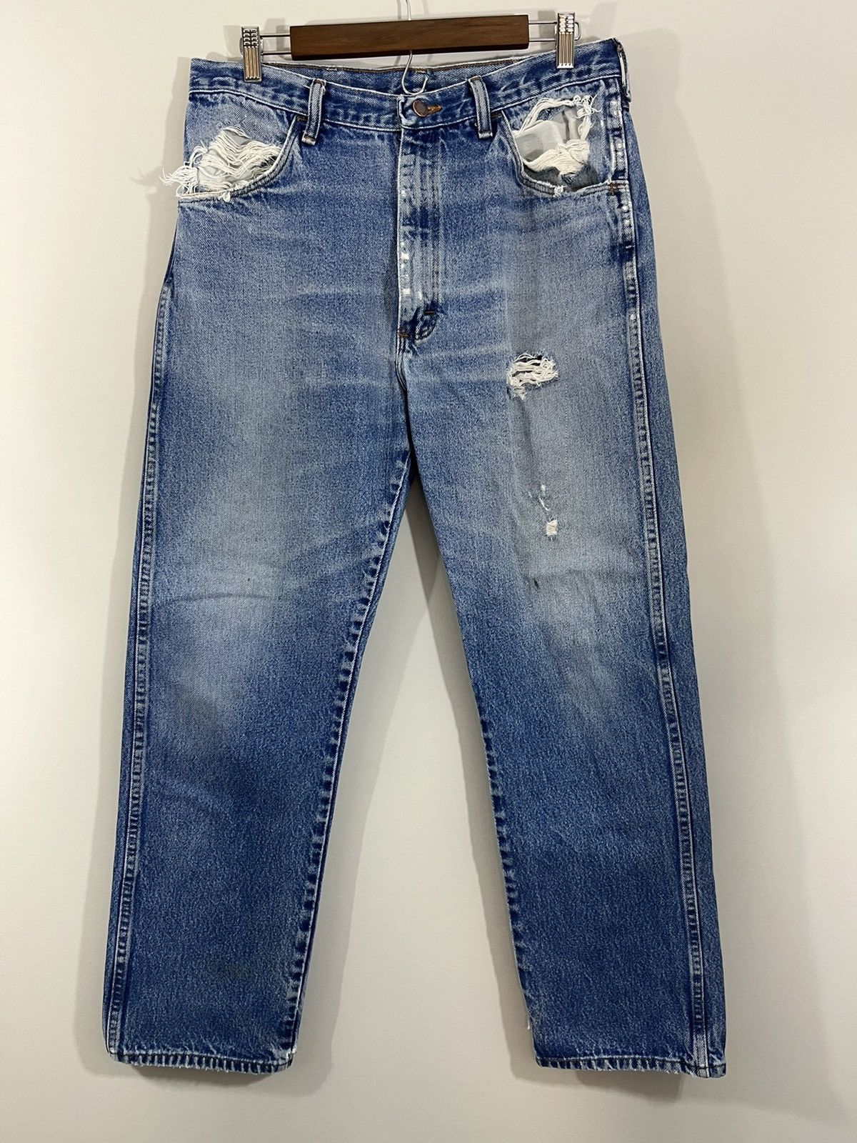 Sun Faded Thrashed Perfect Wash Distressed Jeans