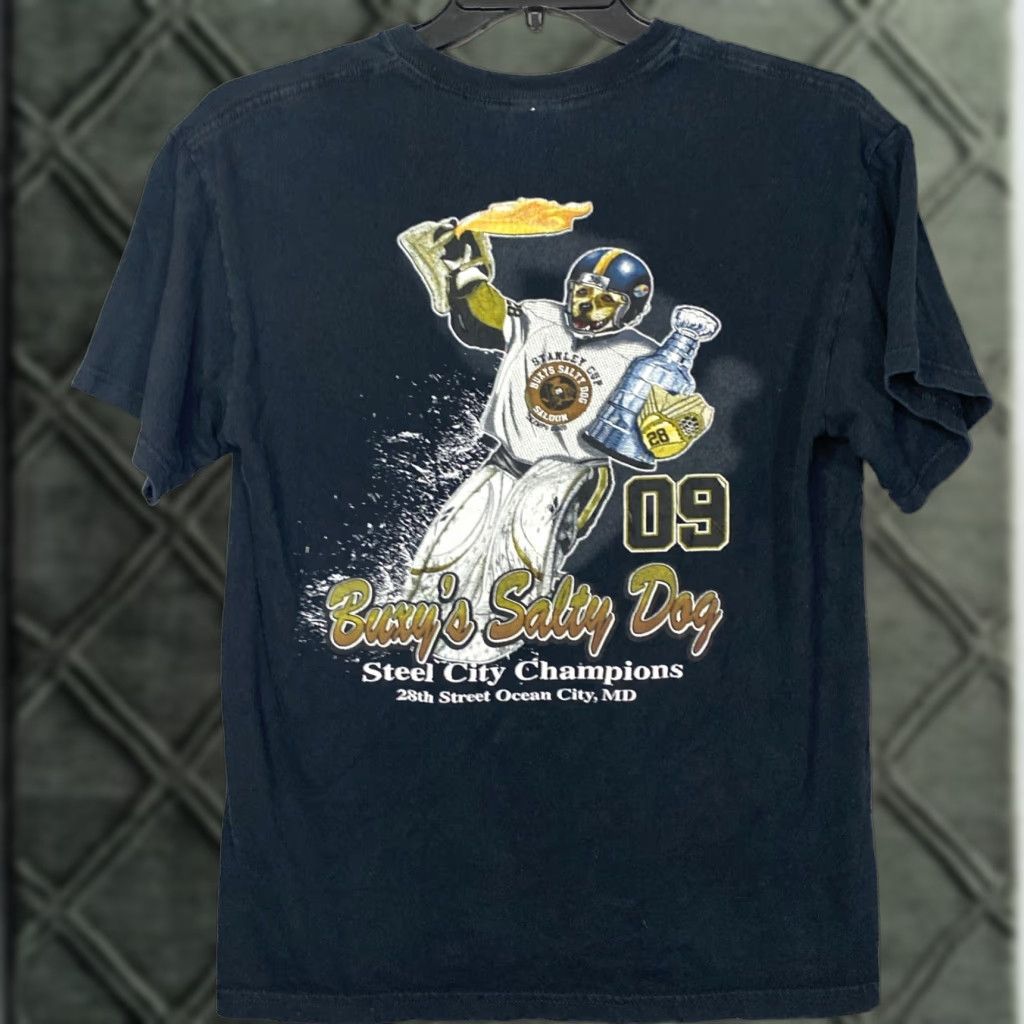 Gildan VINTAGE Pittsburgh Steelers T Shirt Salty Dog Saloon Ocean City MD Mens Medium M Black Short Sleeve Beach City Dog Sports Size US M / EU 48-50 / 2 - 1 Thumbnail