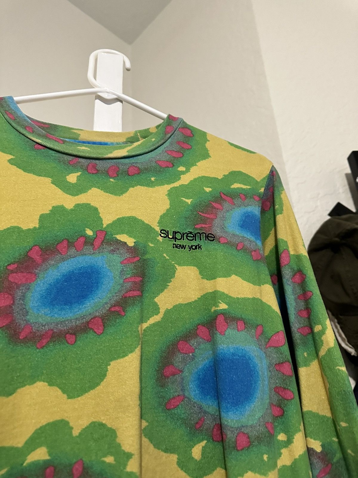 Supreme Painted Flowers LS Tee by Supreme Size US M / EU 48-50 / 2 - 3 Thumbnail