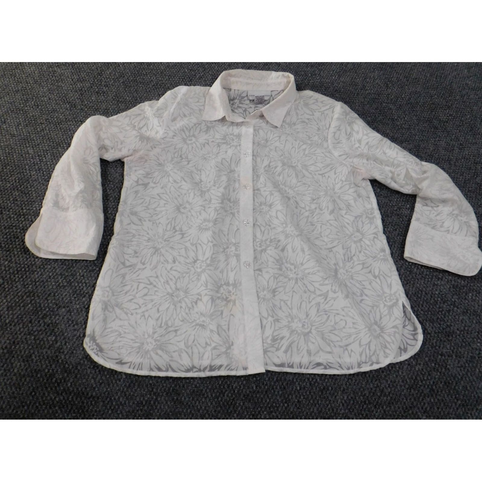 Vintage Susan Graver Button-Up Shirt Womens Large White Floral Sheer Knit Polyester Casual Long Sleeve Collared Size L / US 10 / IT 46 - 2 Thumbnail