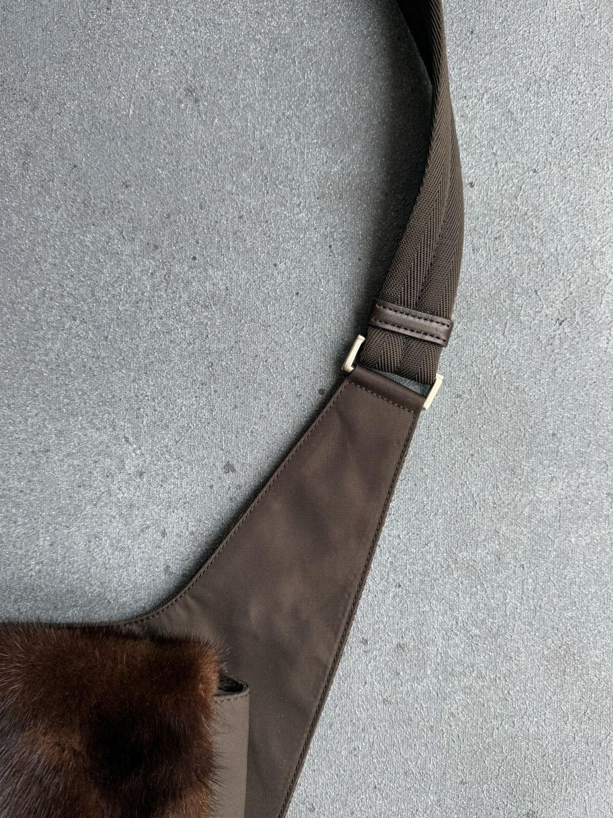 Prada F/W 1999 Prada Mink Fur Brown Logo Cross Body Nylon Bag Size ONE SIZE - 12 Thumbnail