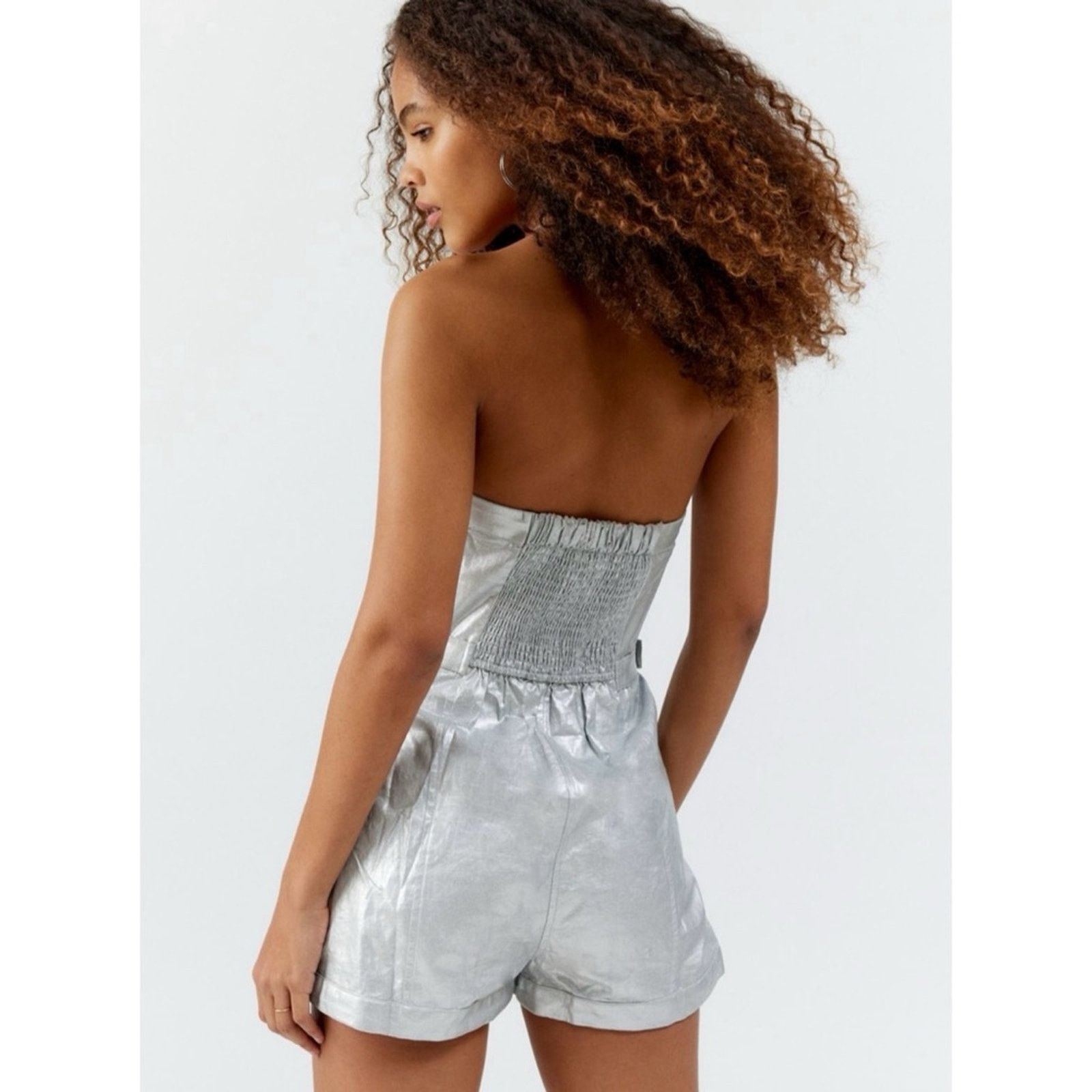 Urban Outfitters Urban Outfitters Yara Metallic Strapless Romper M Size 28" / US 6 / IT 42 - 14 Thumbnail
