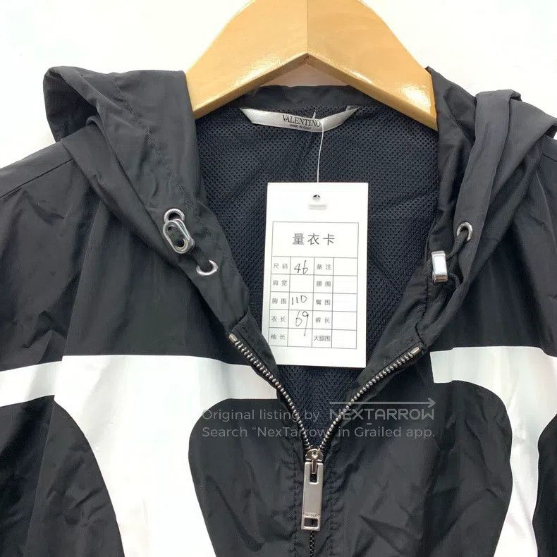 Valentino Valentino Black and white logo jacket Size US M / EU 48-50 / 2 - 3 Thumbnail