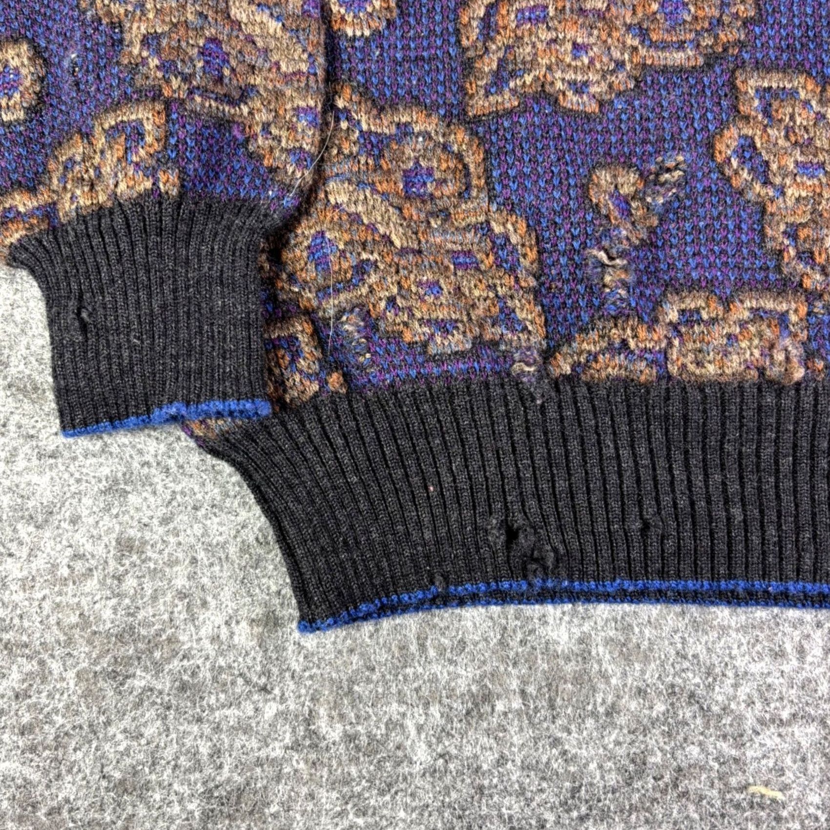 Vintage VINTAGE Scotch St. Raphael Bloomingdales Mens M Wool Sweater Paisley Pattern 90s Retro Knit Beaded Crew Neck Long Sleeve Size M / US 6-8 / IT 42-44 - 7 Thumbnail