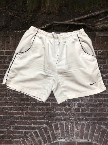Nike Nike Shorts Size US 31 - 1 Thumbnail