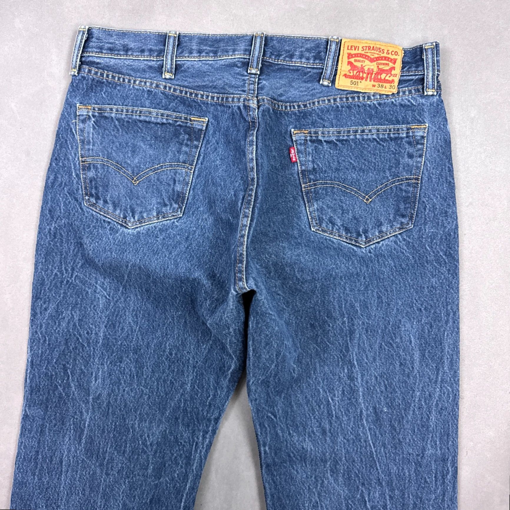 Levi's Levi's 501 Jeans Mens 36x28 Blue Denim Button Fly Straight Pockets Vintage No (Tag38x30) Size US 38 / EU 54 - 6 Thumbnail